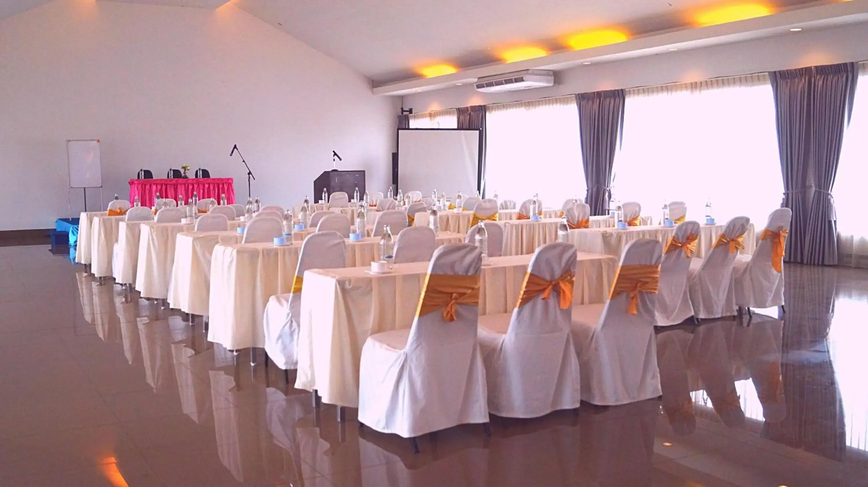 Banquet/Function facilities, Banquet Facilities in ShriGo Resort & Spa Pattaya