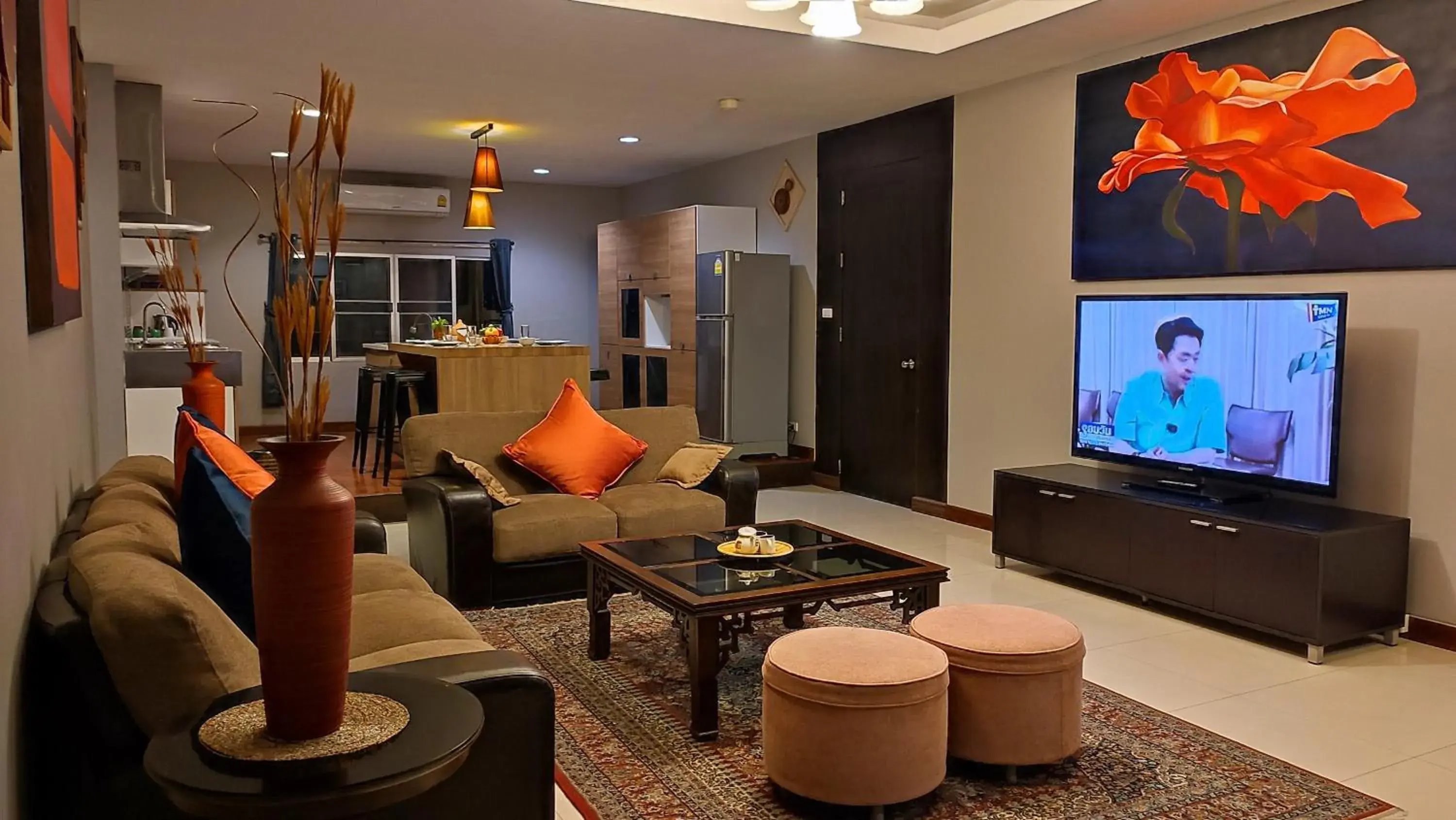 TV and multimedia, Seating Area in ShriGo Resort & Spa Pattaya