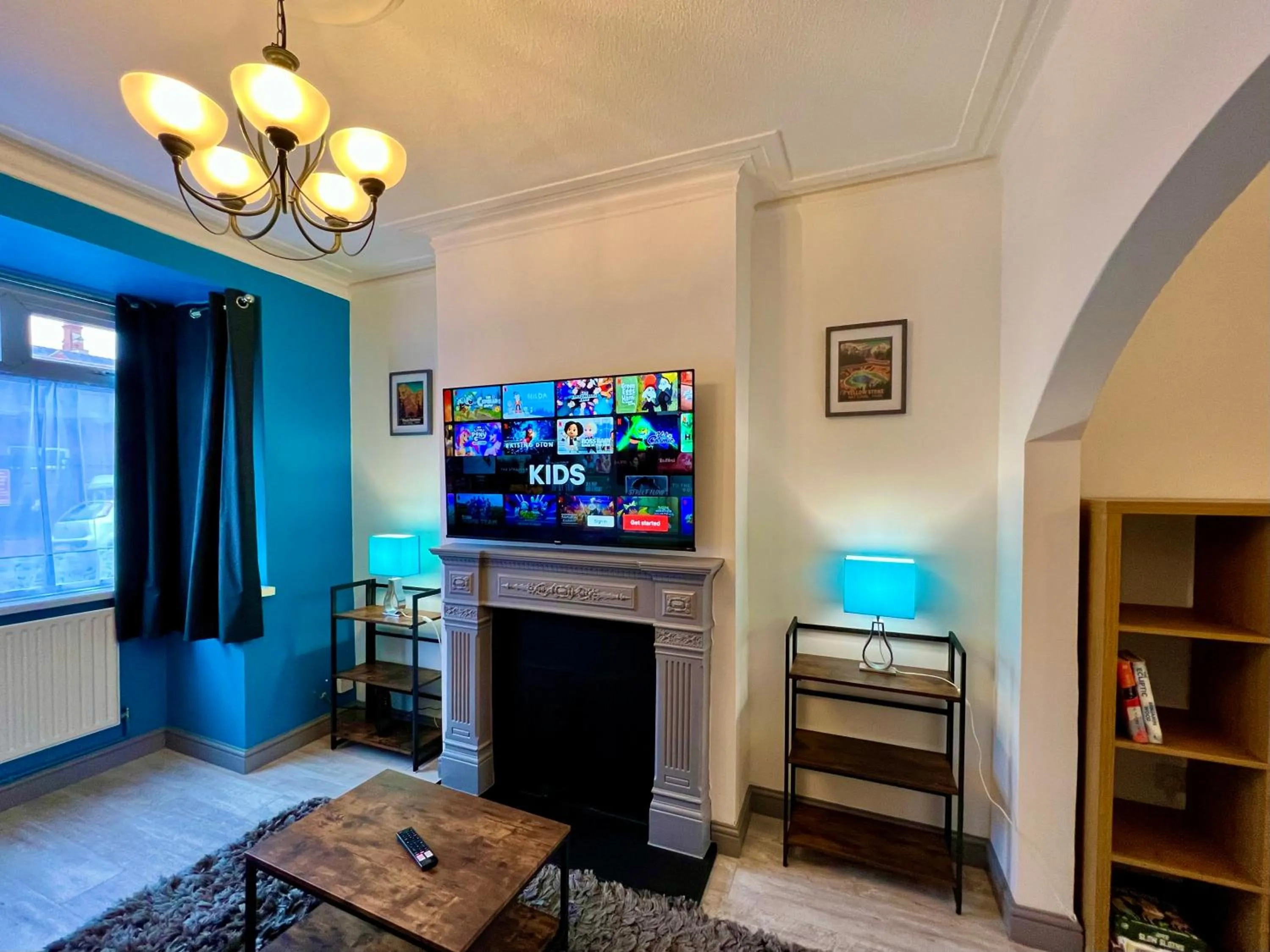 Bramhall House - Great for Contractors or Family Holidays