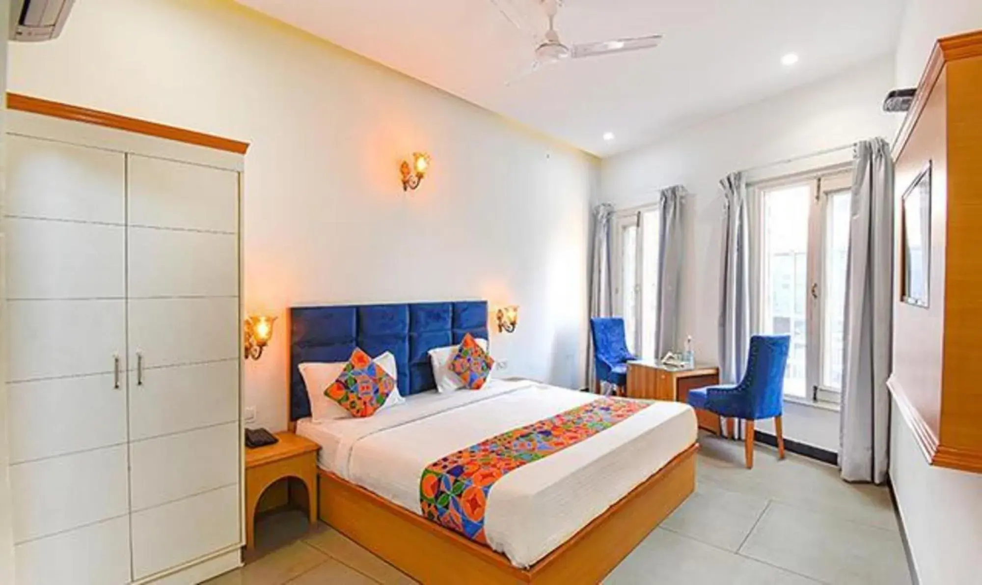 Photo of the whole room in FabHotel NH7 Photo of the whole room in FabHotel NH7