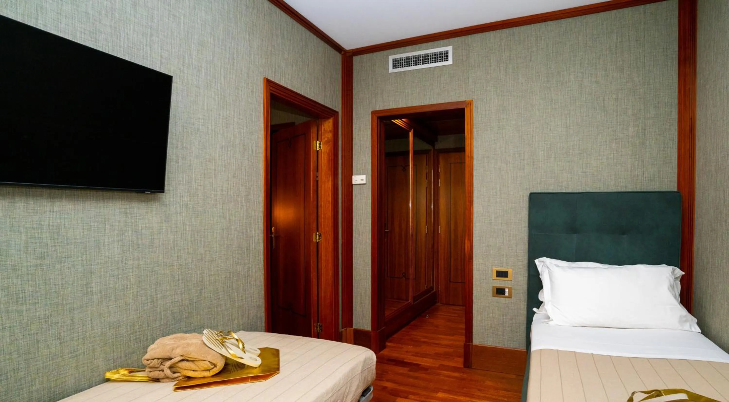 Bedroom, Bed in Grand Hotel Duca D'Este