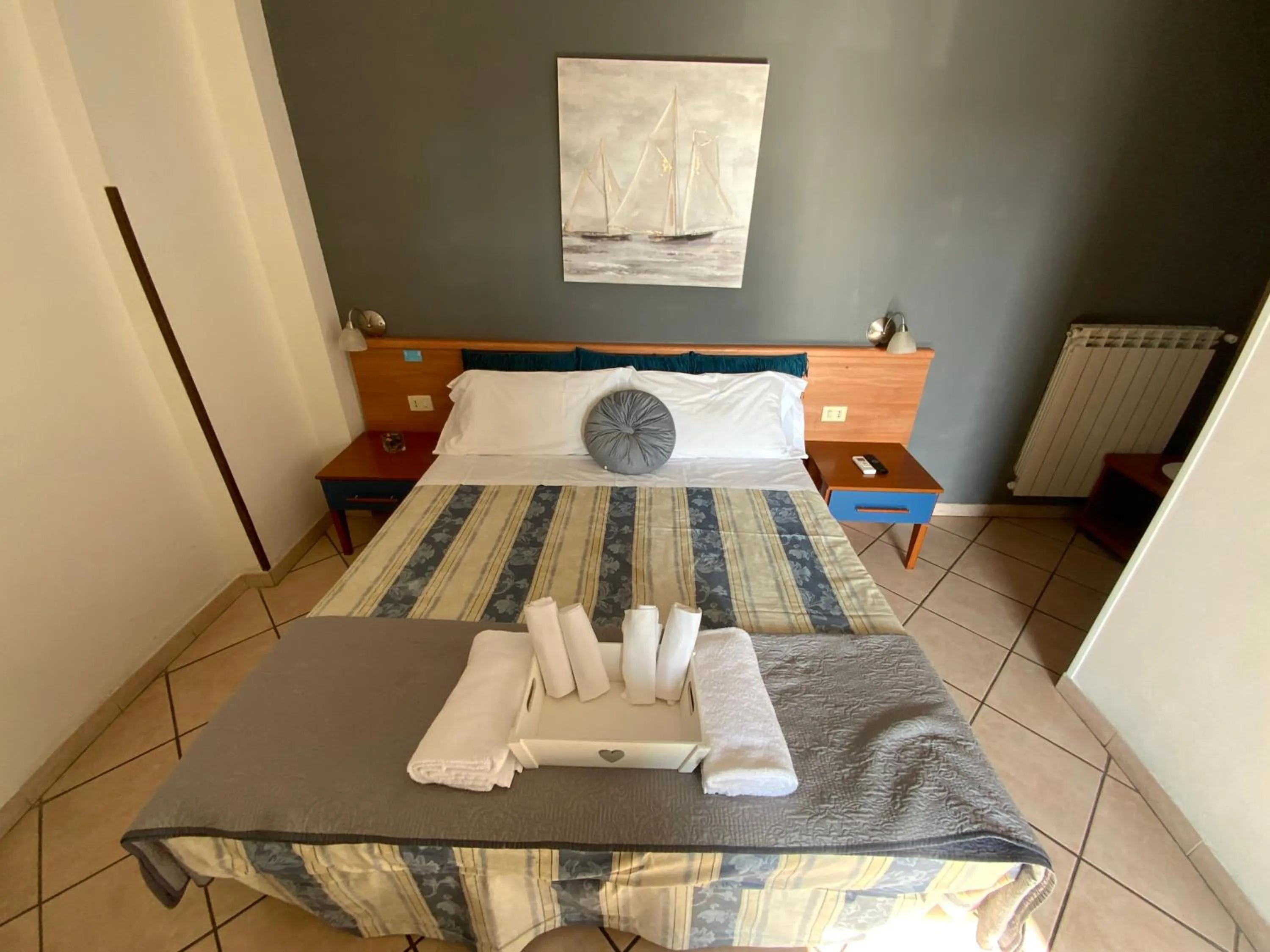 Bed in Albergo Villa Marina