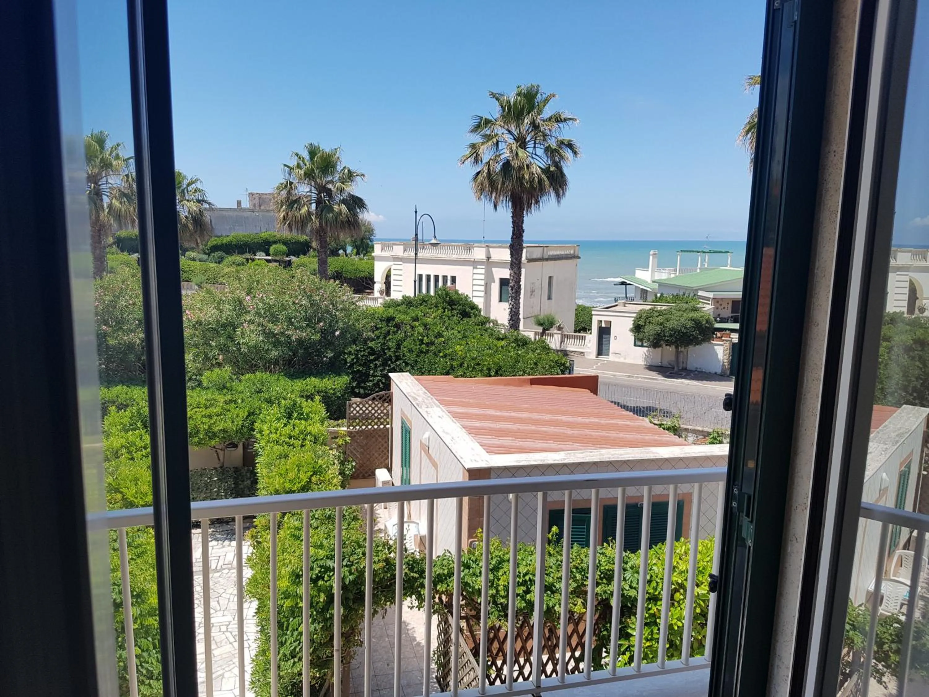 Day in Albergo Villa Marina