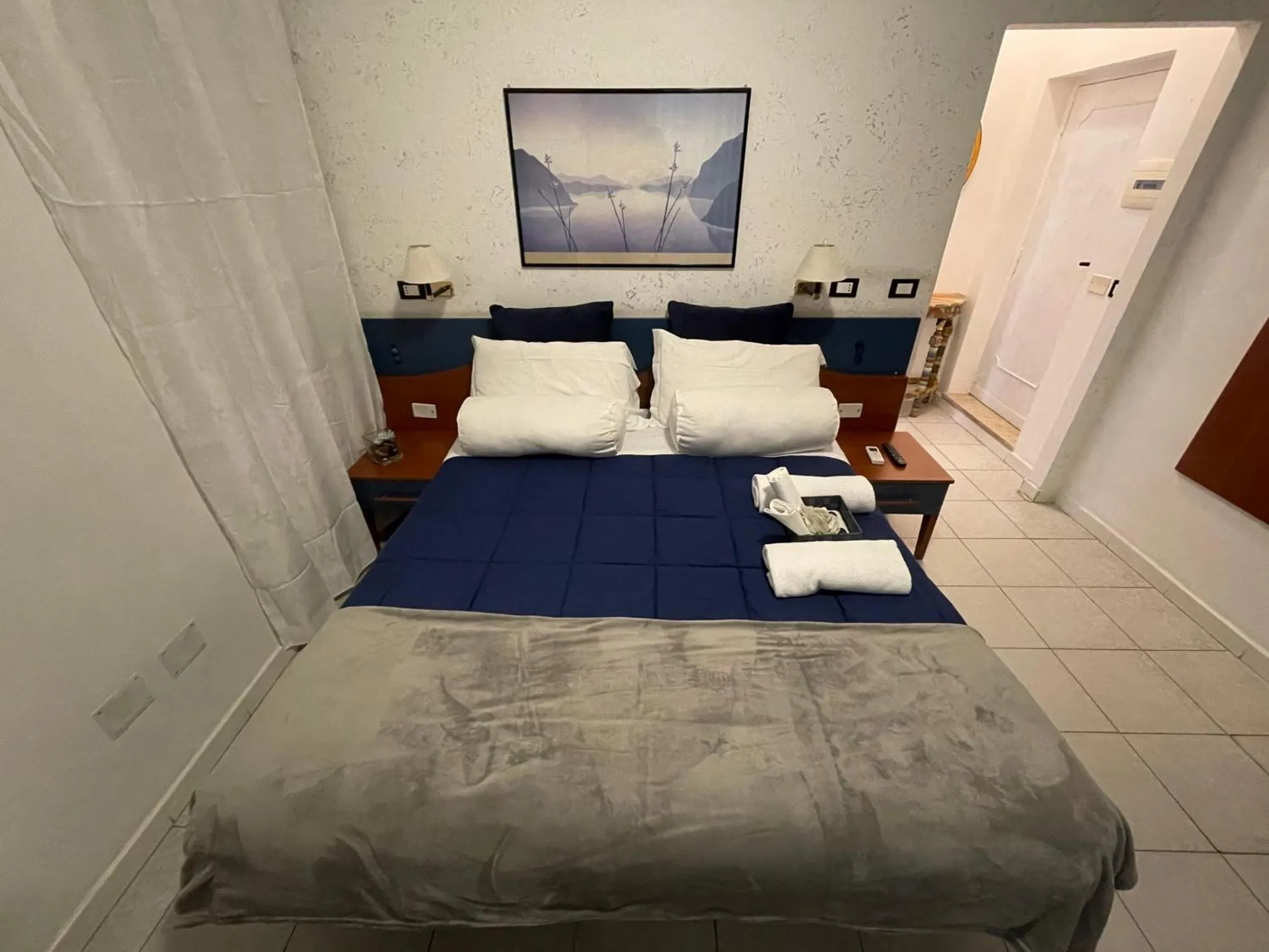 Bed in Albergo Villa Marina