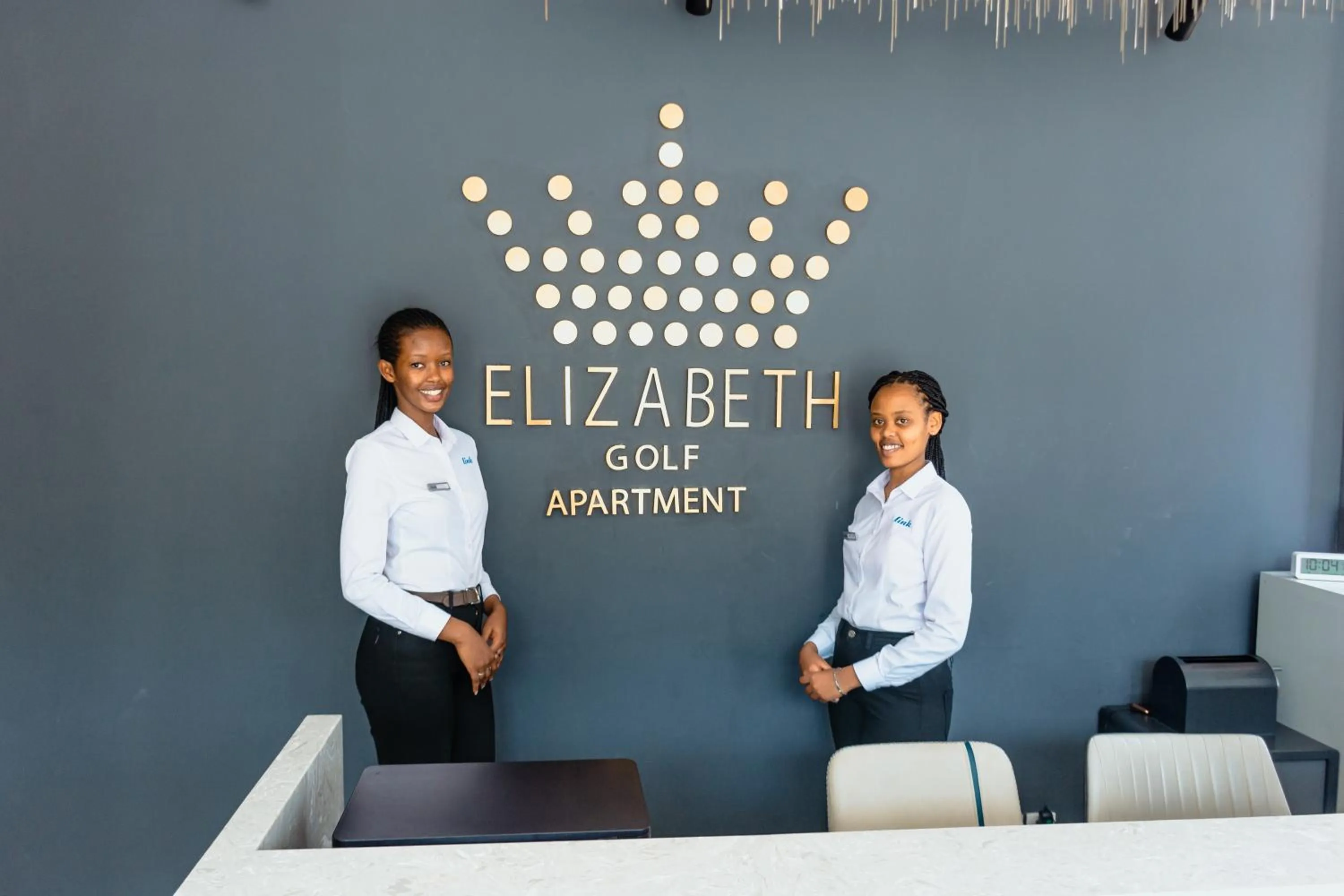 Staff in Elizabeth Golf Apartment by Link