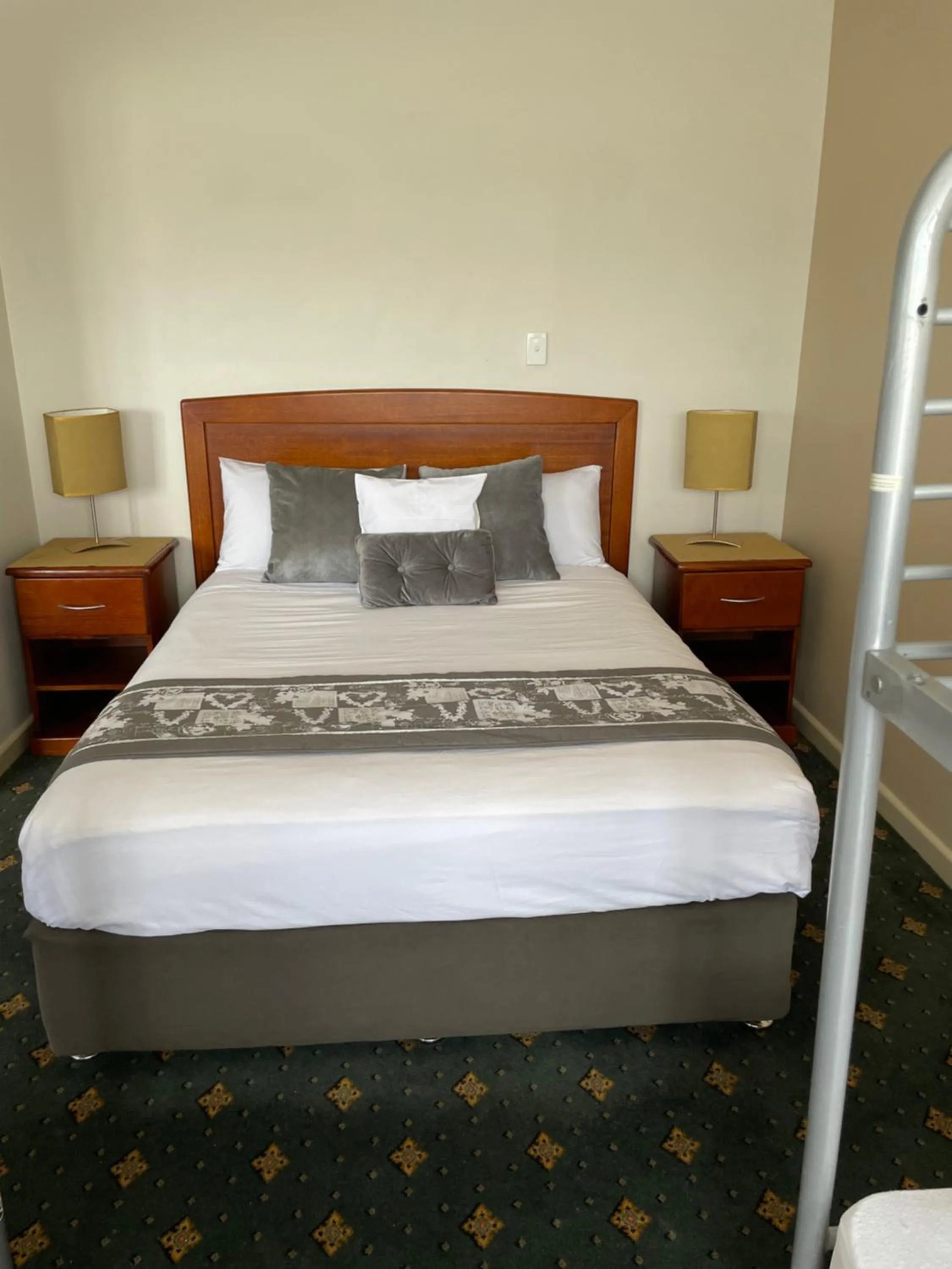 Bed in 503 On Princes Drive Motel