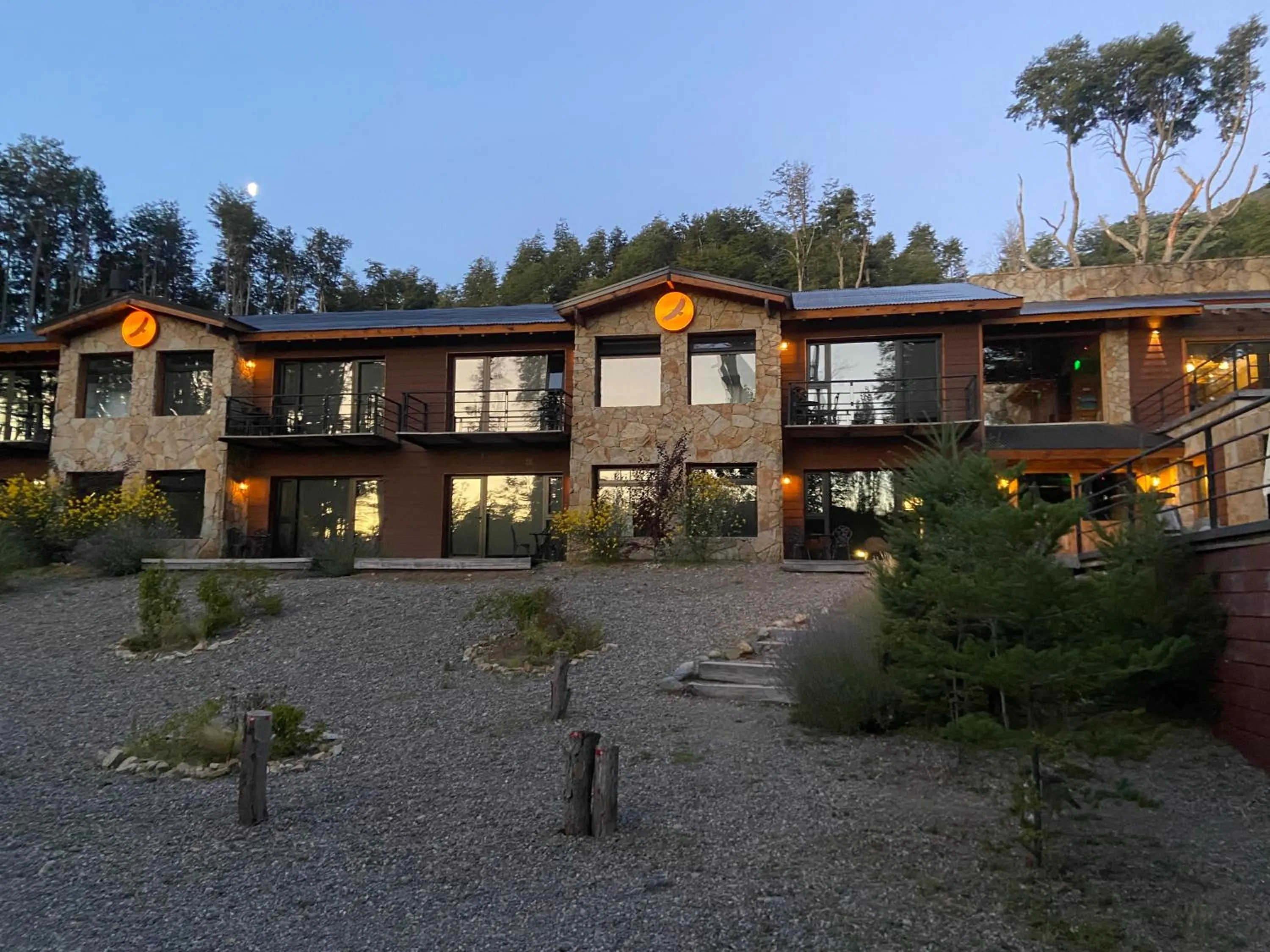 Cabañas y Hosteria El Condor Pasa VLA