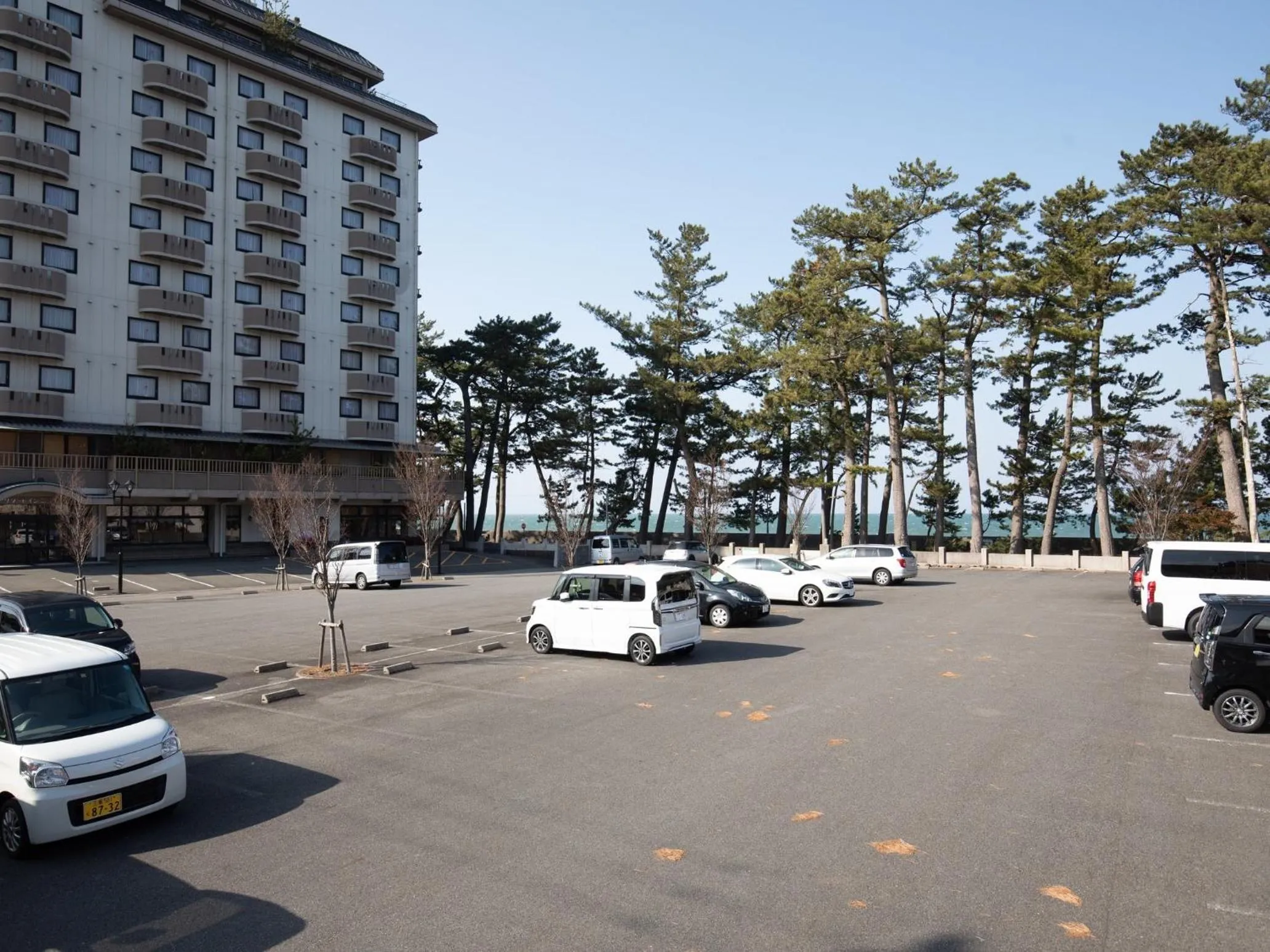 Parking in Hotel Castle Inn Ise Meotoiwa