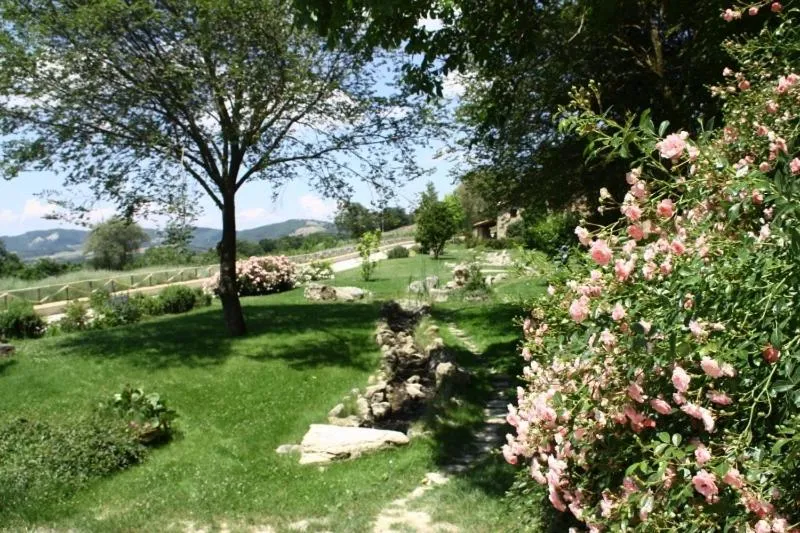 Garden in Agriturismo Le Case