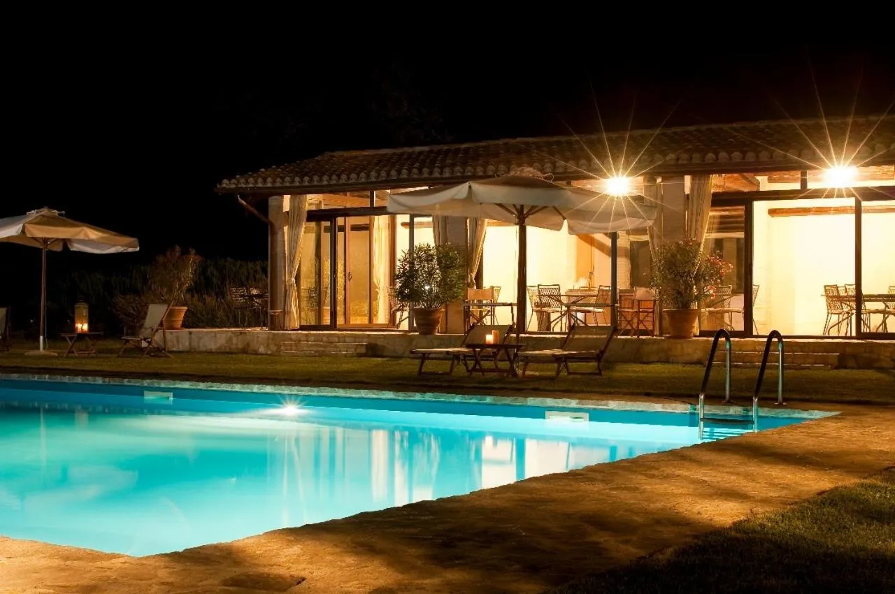 Pool view in Agriturismo Le Case