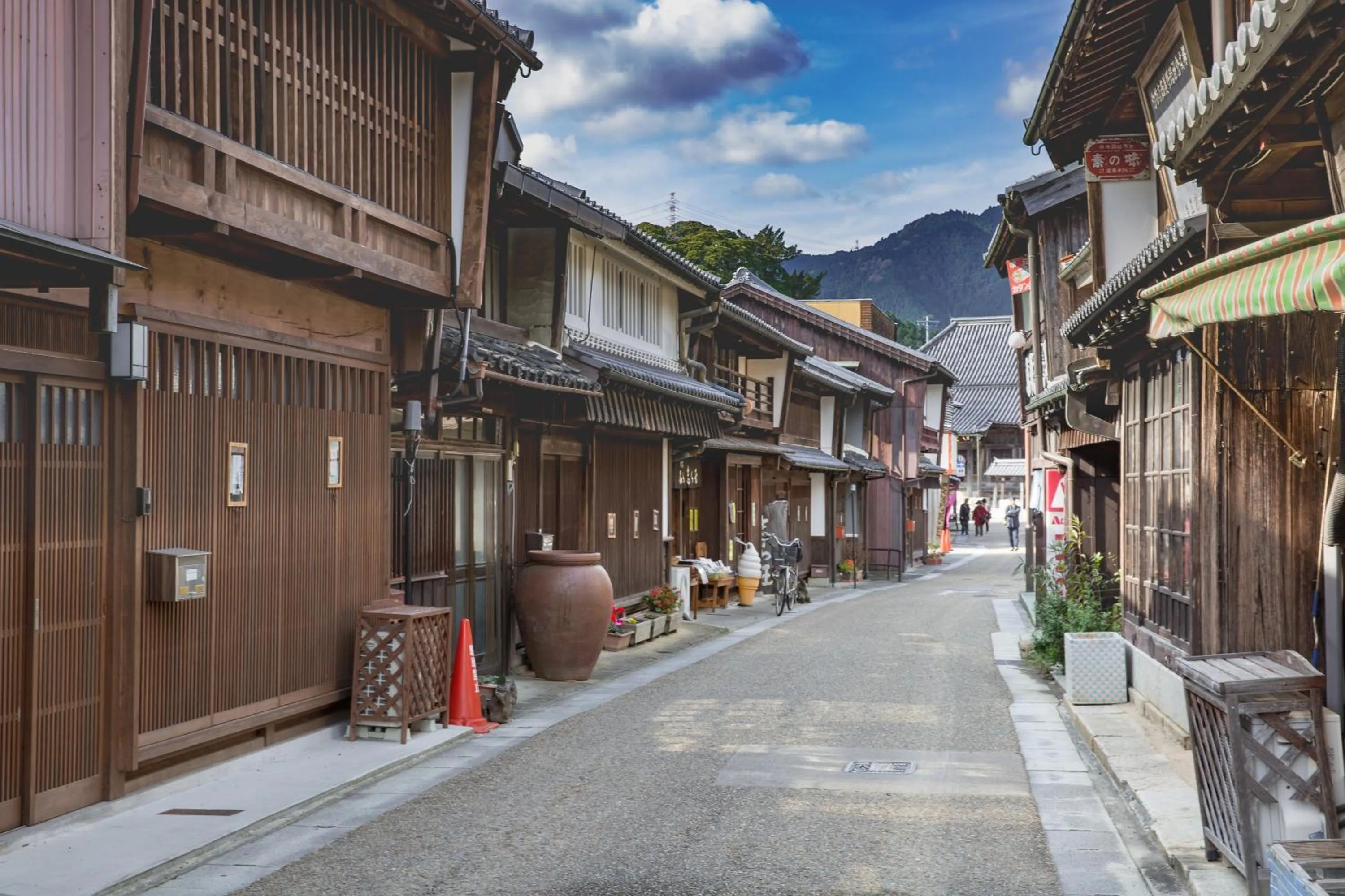 Nearby landmark in Hotel Castle Inn Suzuka Chuo
