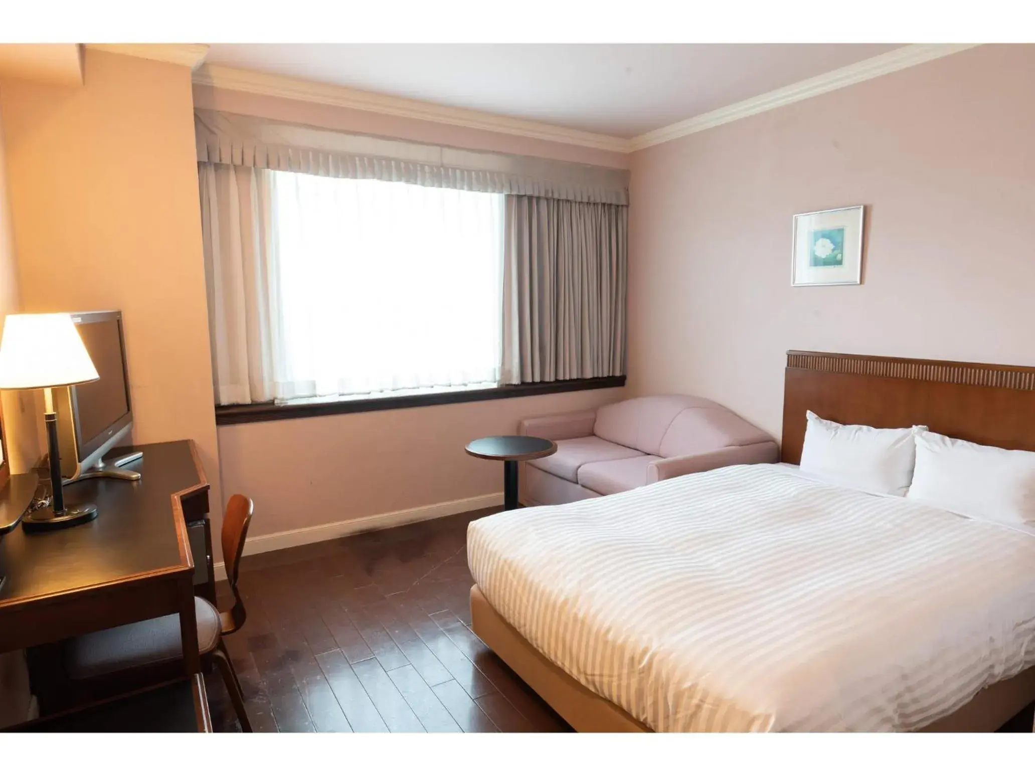 Photo of the whole room, Bed in Hotel Castle Inn Tsu Photo of the whole room, Bed in Hotel Castle Inn Tsu