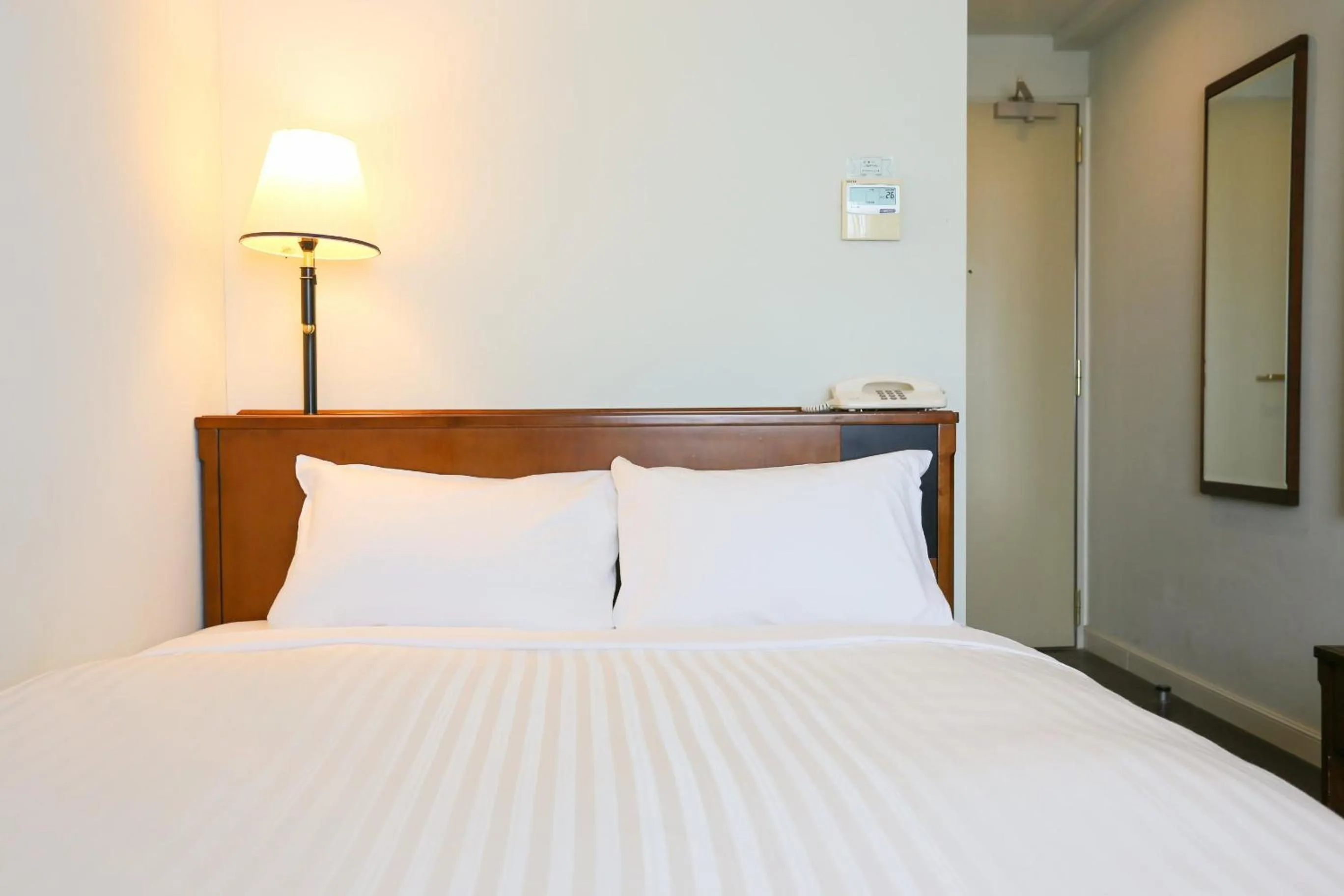 Photo of the whole room, Bed in Hotel Castle Inn Tsu