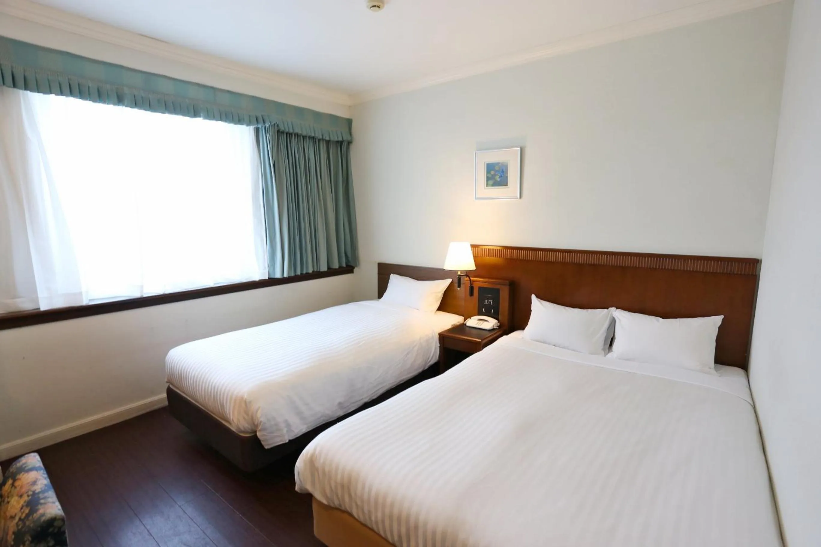 Photo of the whole room, Bed in Hotel Castle Inn Tsu