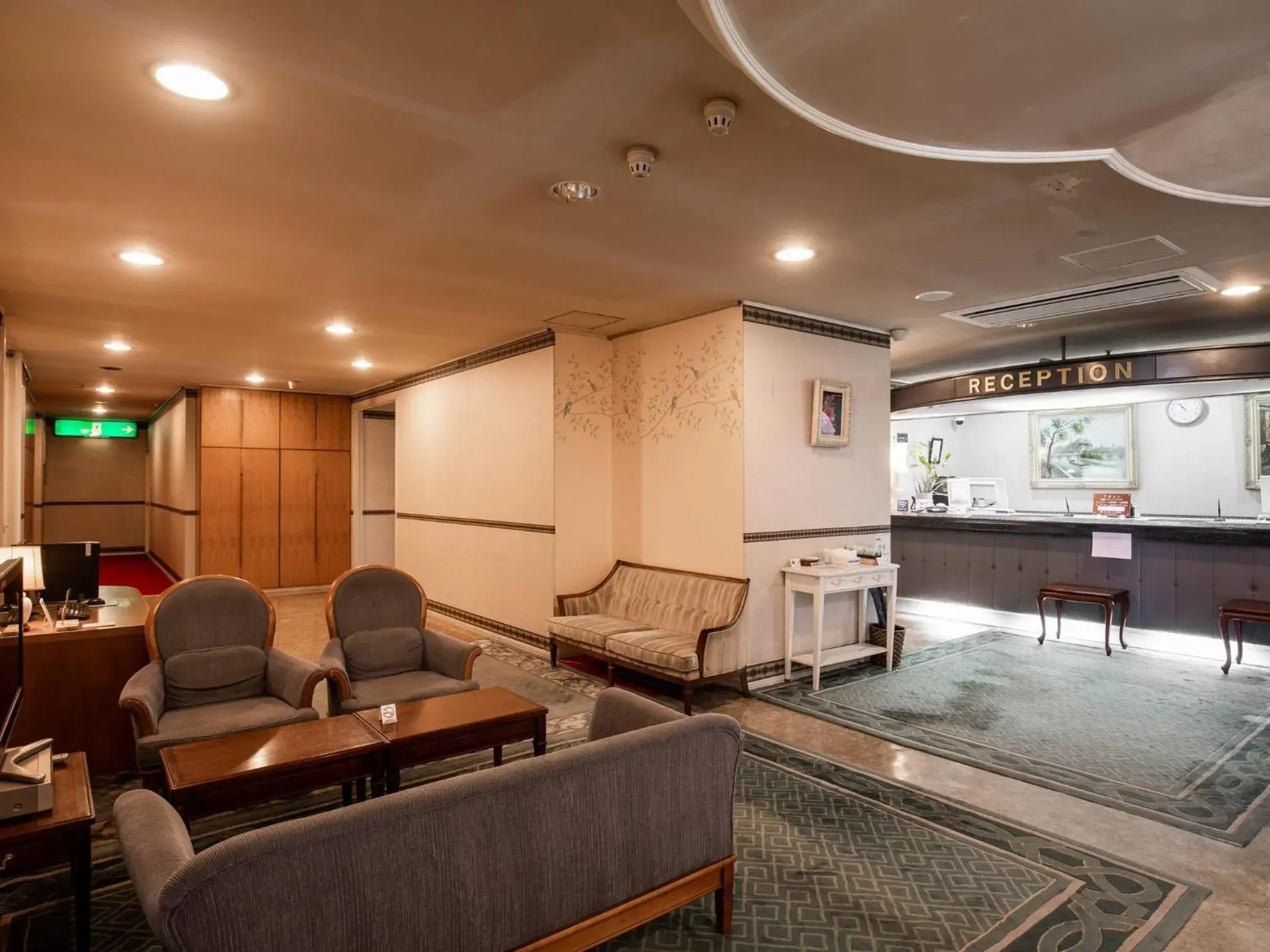 Lobby or reception in Hotel Castle Inn Yokkaichi Lobby or reception in Hotel Castle Inn Yokkaichi