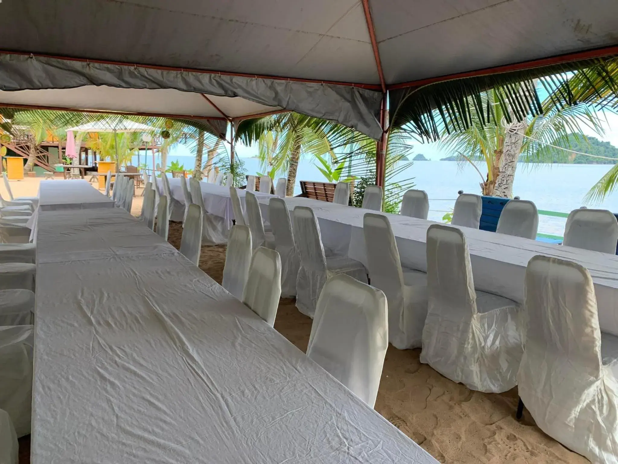 Banquet/Function facilities, Banquet Facilities in Seaside Travellers Inn