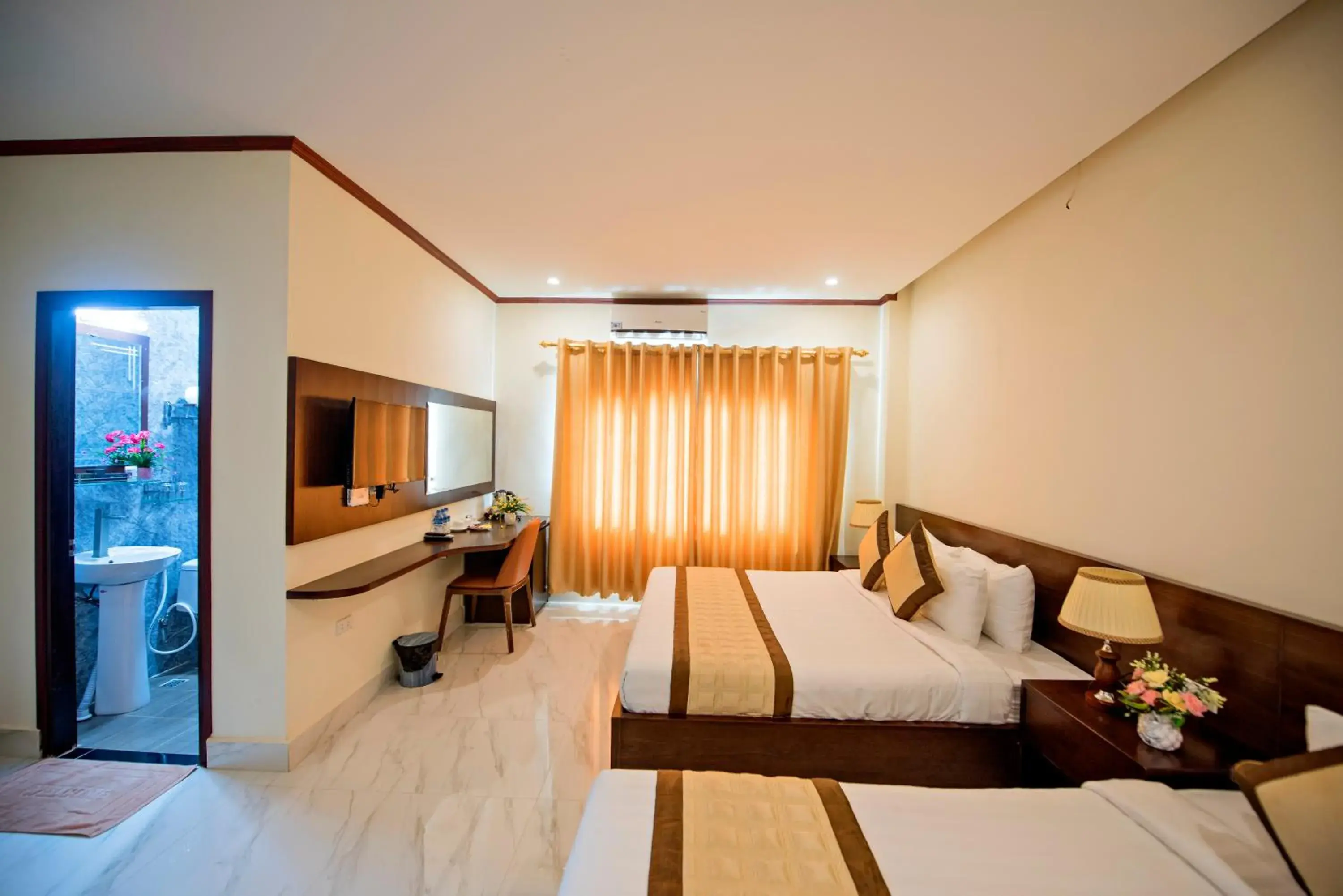 Bedroom in Vang Vieng Freedom Star's Hotel Bedroom in Vang Vieng Freedom Star's Hotel