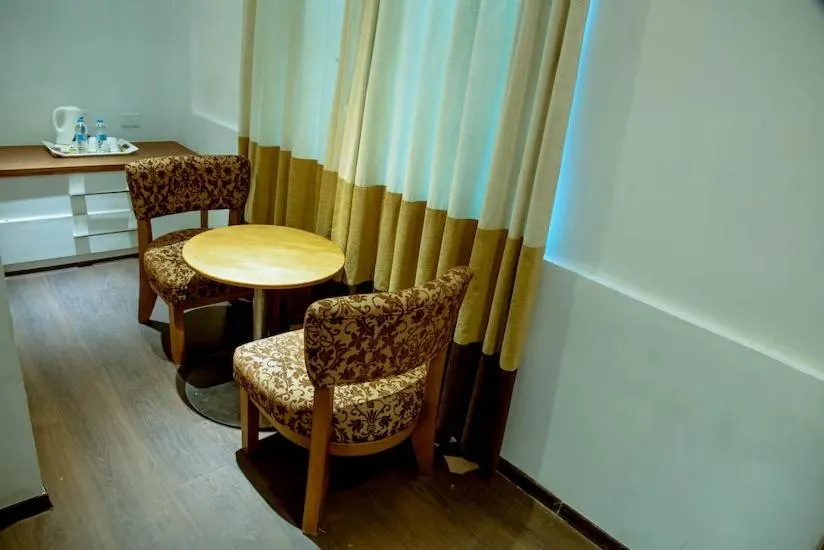 Emarald Hotel Calicut