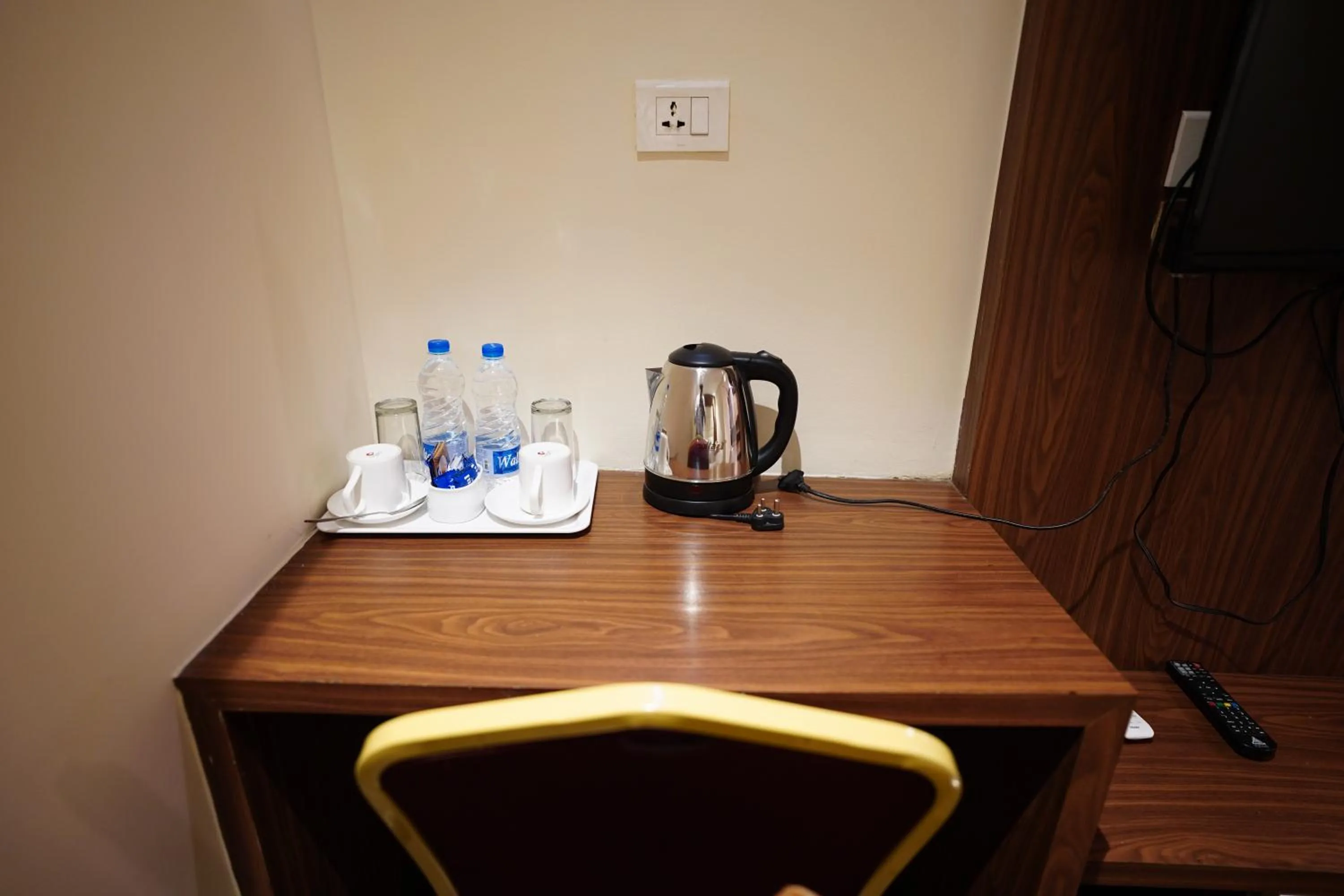 Coffee/tea facilities in Emarald Hotel Calicut