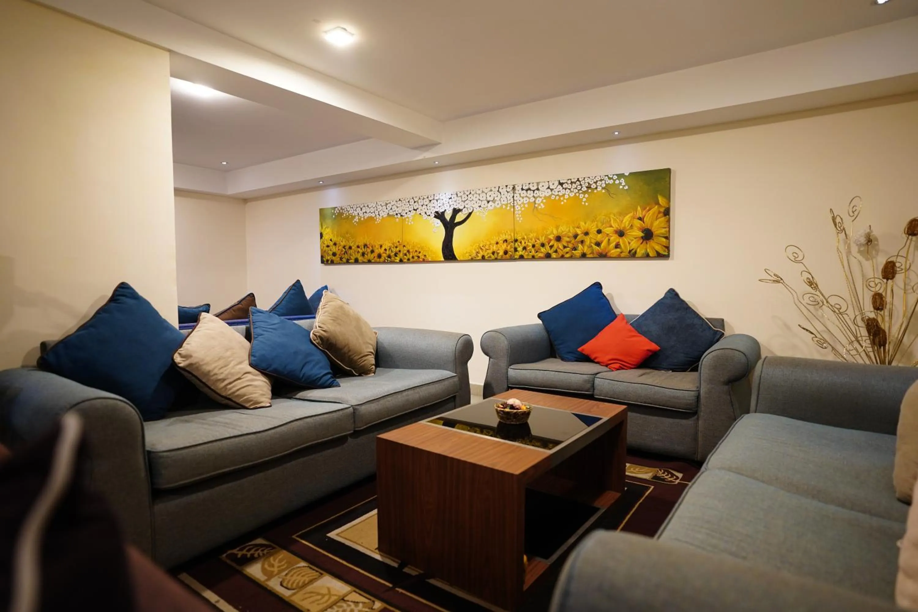 Living room in Emarald Hotel Calicut