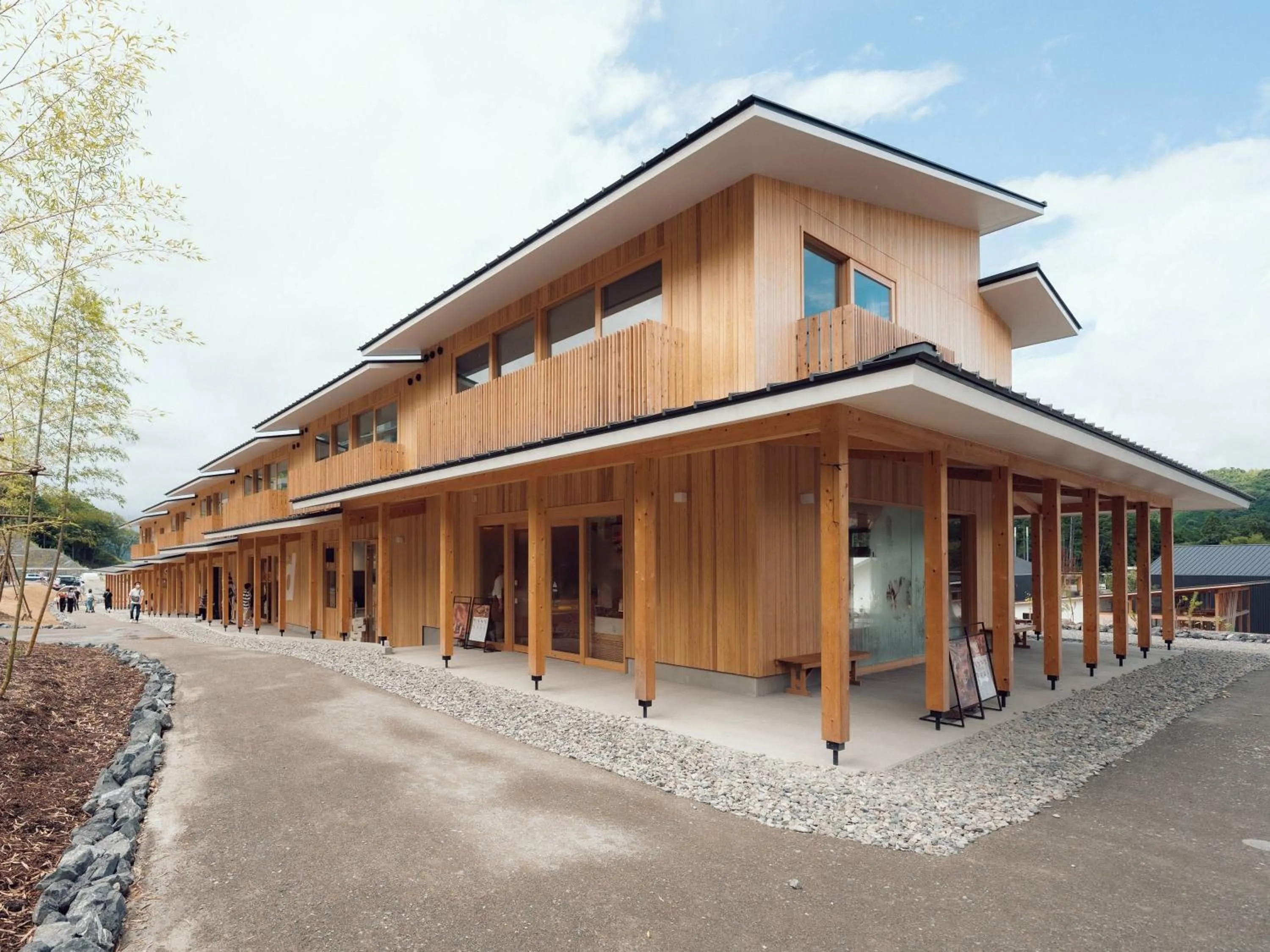 Property building in Hatago Vison