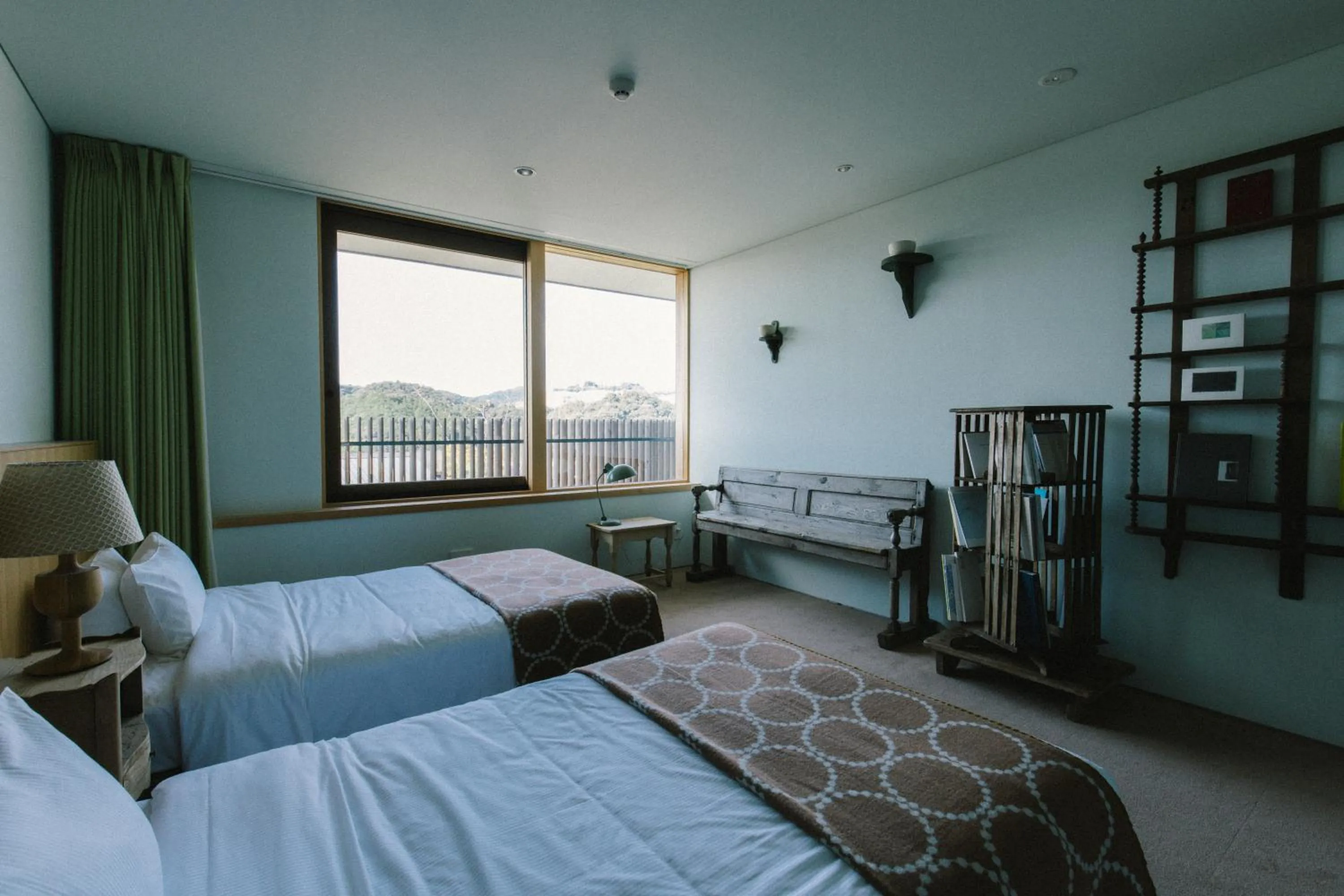 Photo of the whole room, Bed in Hatago Vison