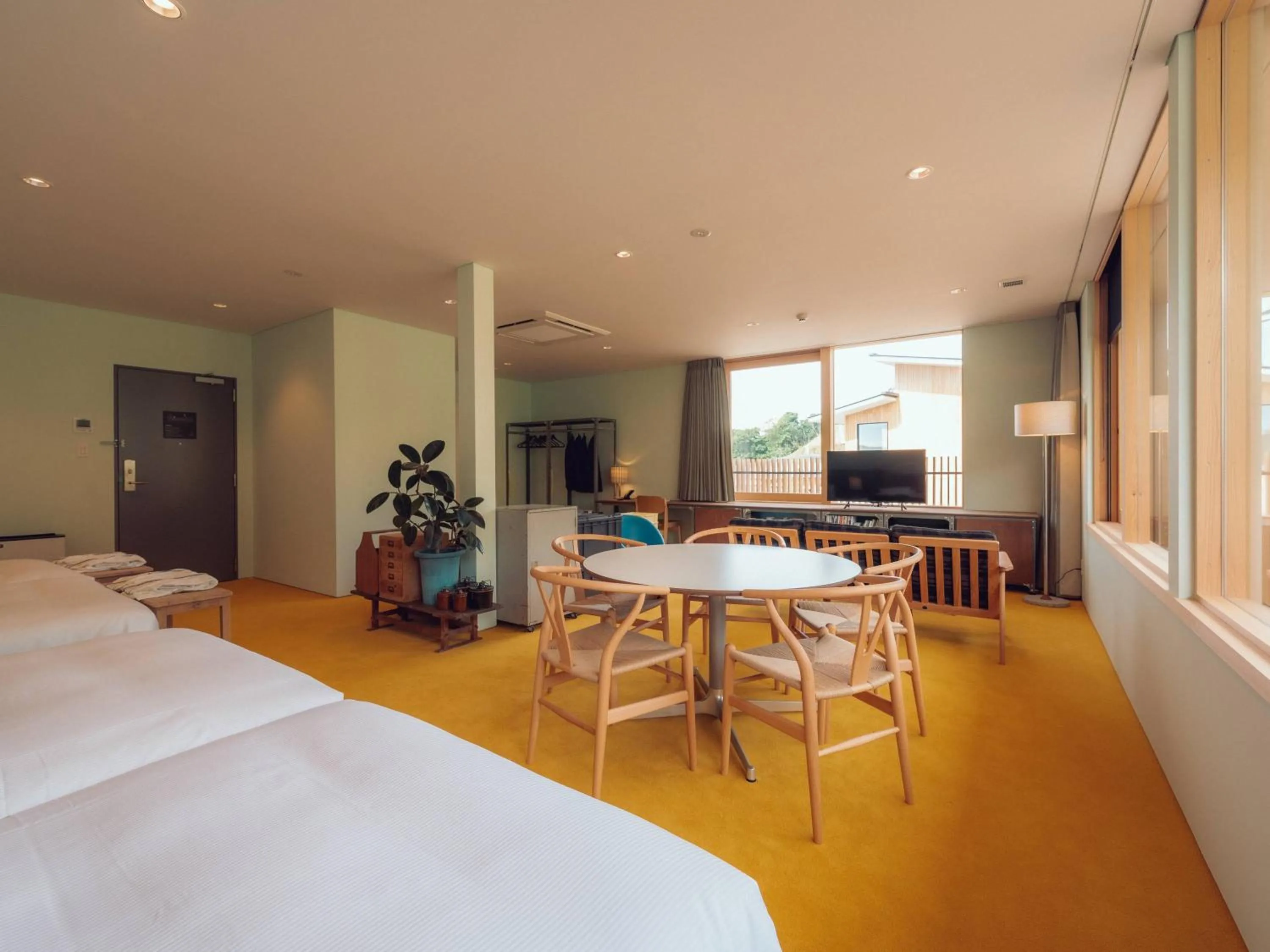 Photo of the whole room, Bed in Hatago Vison