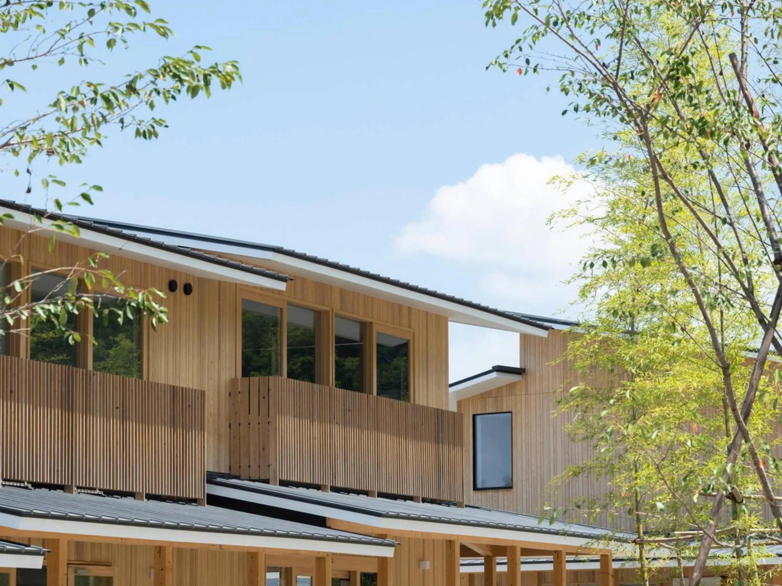 Property building in Hatago Vison