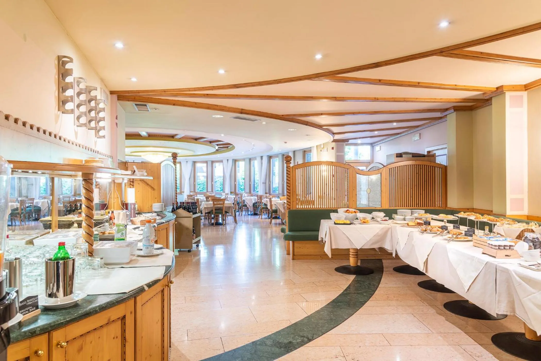 Restaurant/places to eat in Hotel Relais Orsingher
