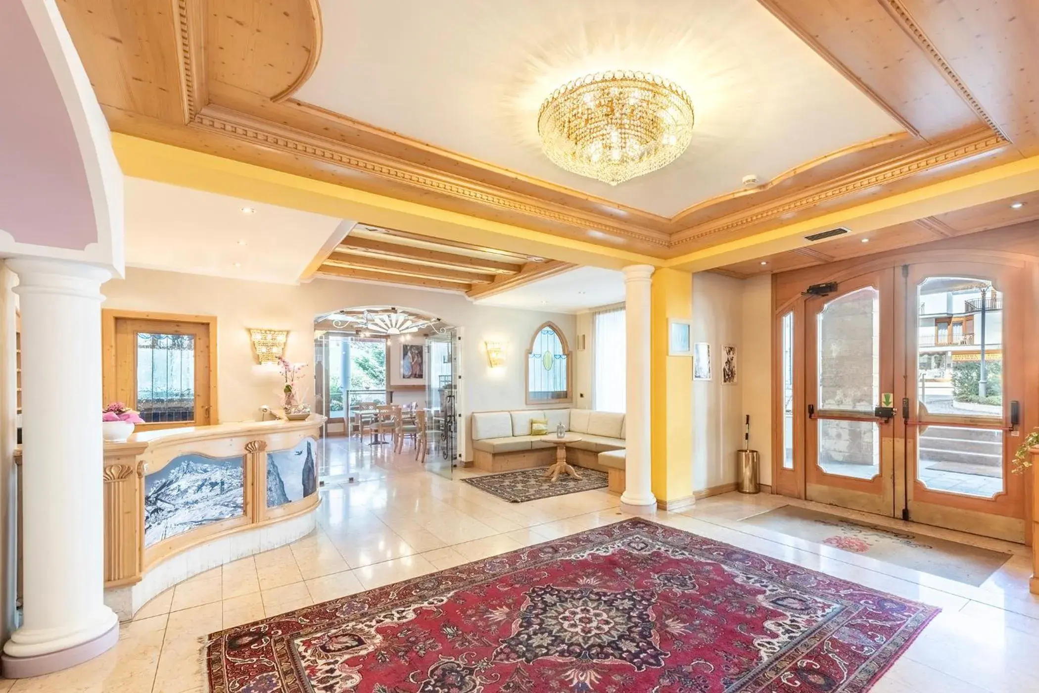 Lobby or reception in Hotel Relais Orsingher Lobby or reception in Hotel Relais Orsingher