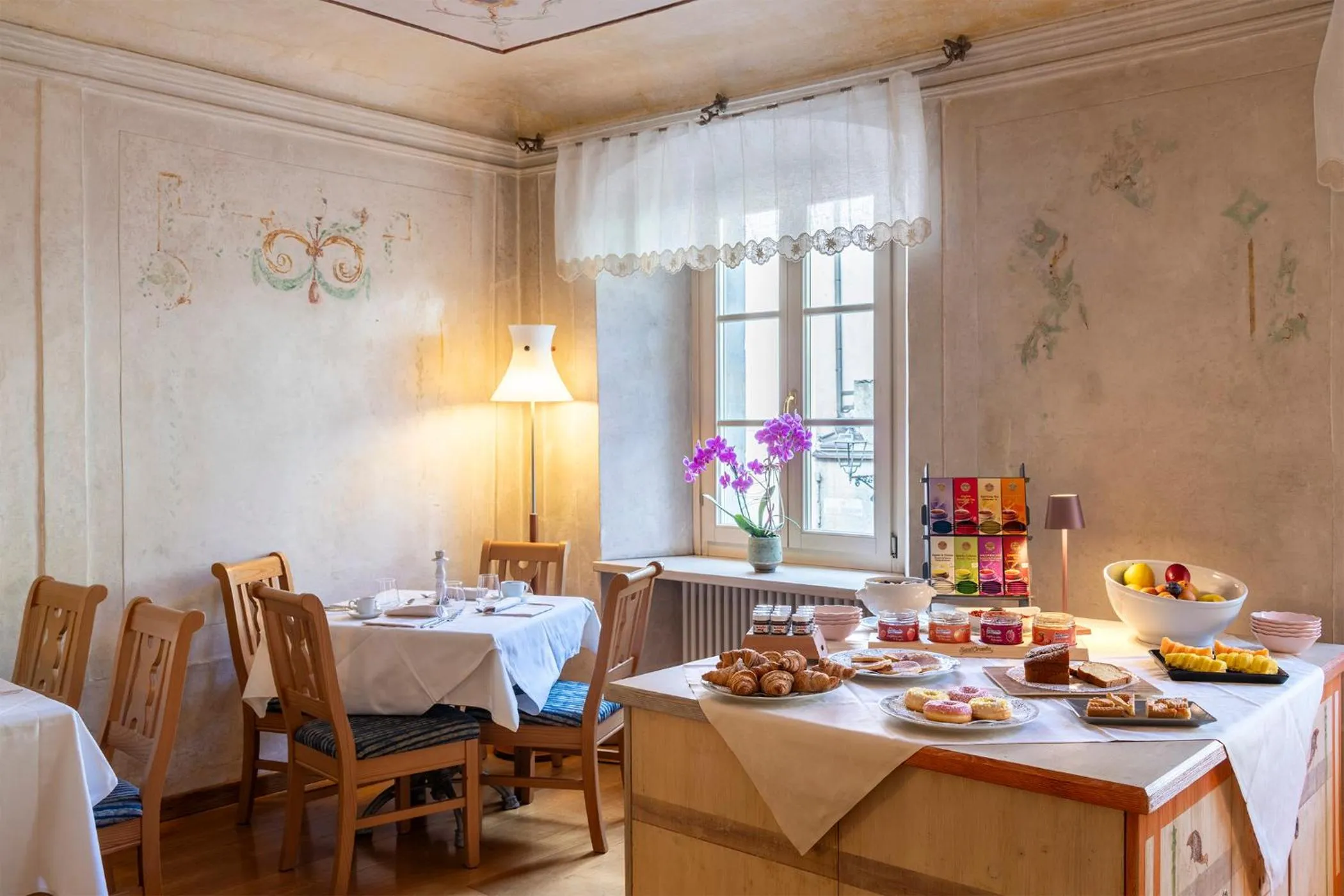 Restaurant/places to eat in Hotel Relais Orsingher