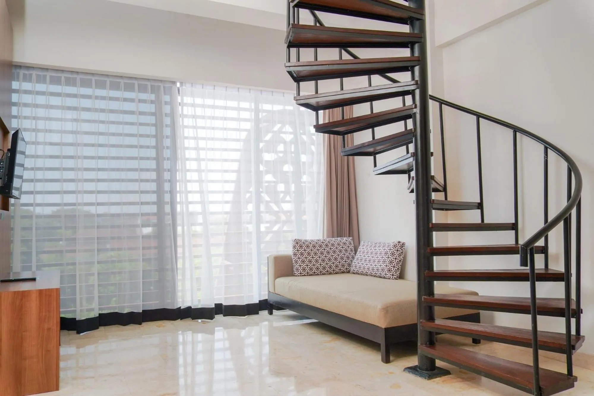 Living room in Cross Vibe Paasha Atelier Bali Kuta