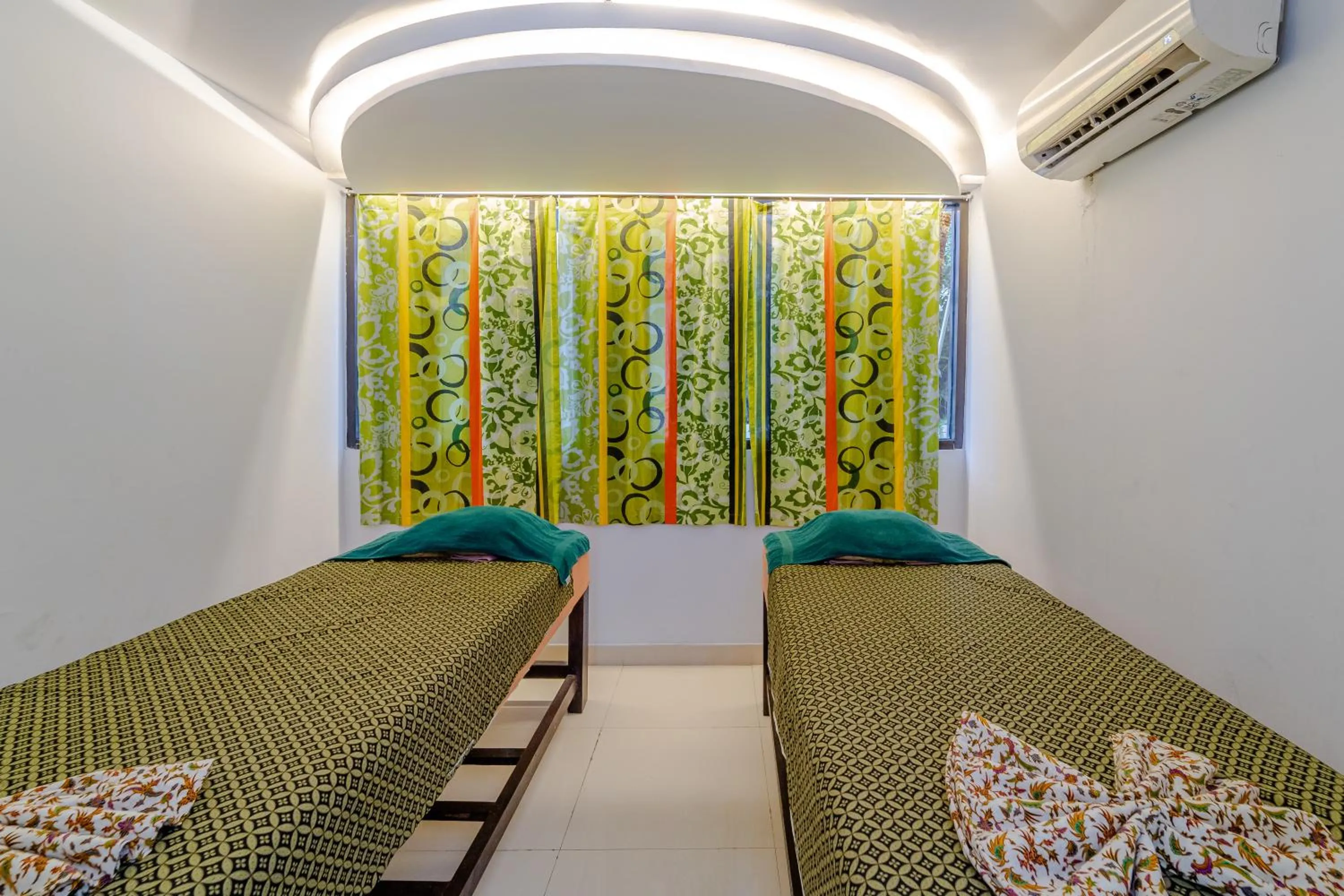 Spa and wellness centre/facilities, Bed in Cross Vibe Paasha Atelier Bali Kuta