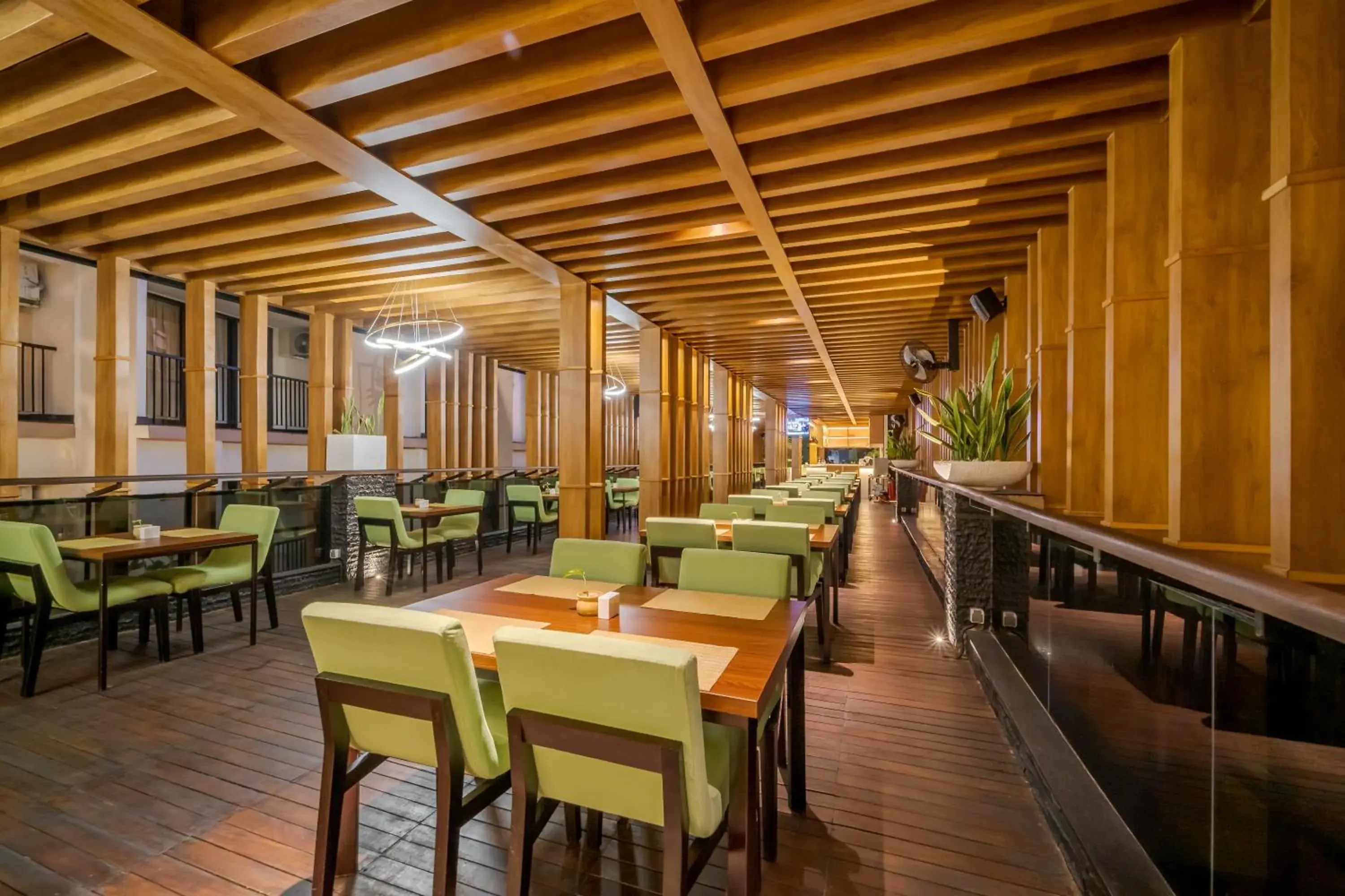 Restaurant/places to eat in Cross Vibe Paasha Atelier Bali Kuta Restaurant/places to eat in Cross Vibe Paasha Atelier Bali Kuta