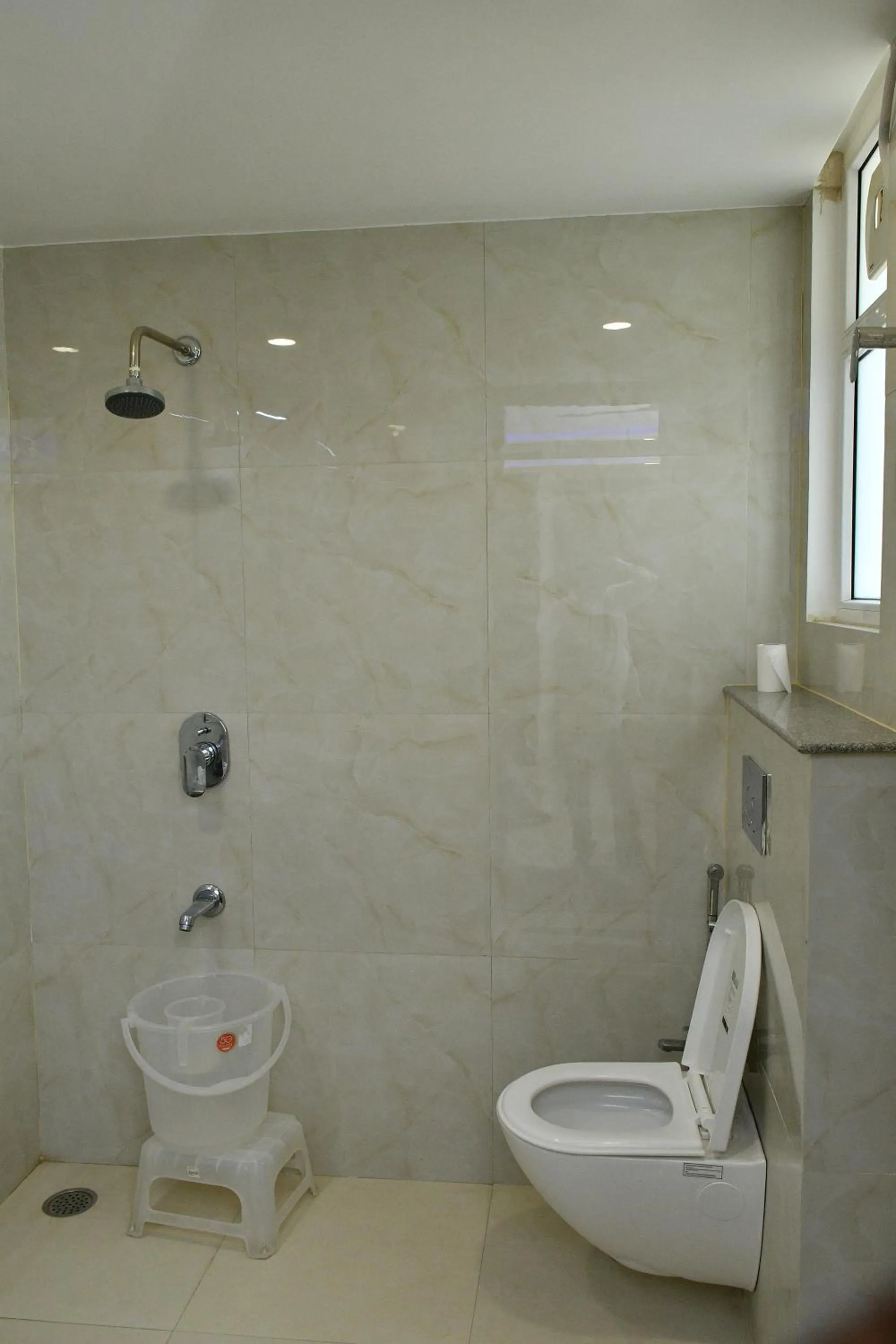 Bathroom in Sheerha Royal Residency-Near Jaipur Airport
