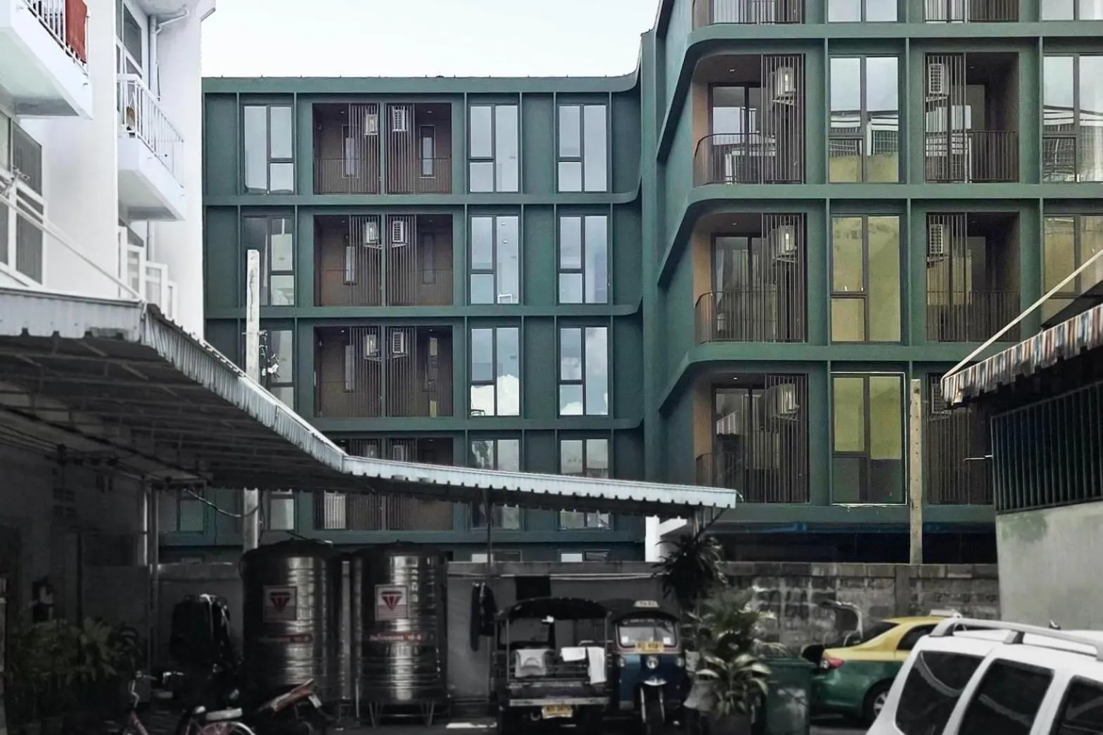 Property building in POP Heritage Residence