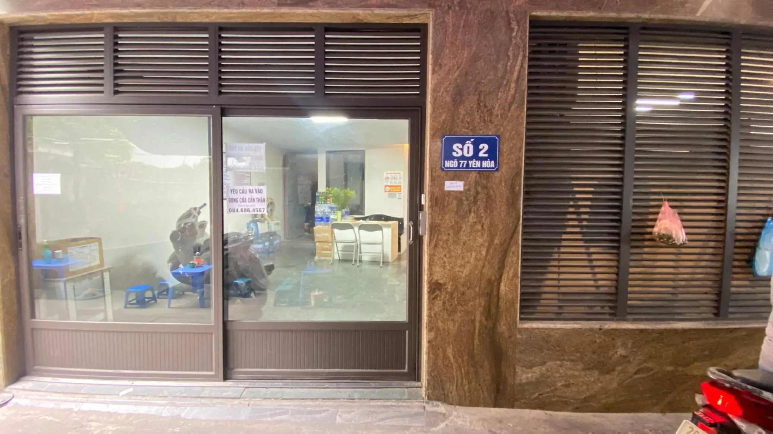 Property building in Era Cozy Apartment Property building in Era Cozy Apartment