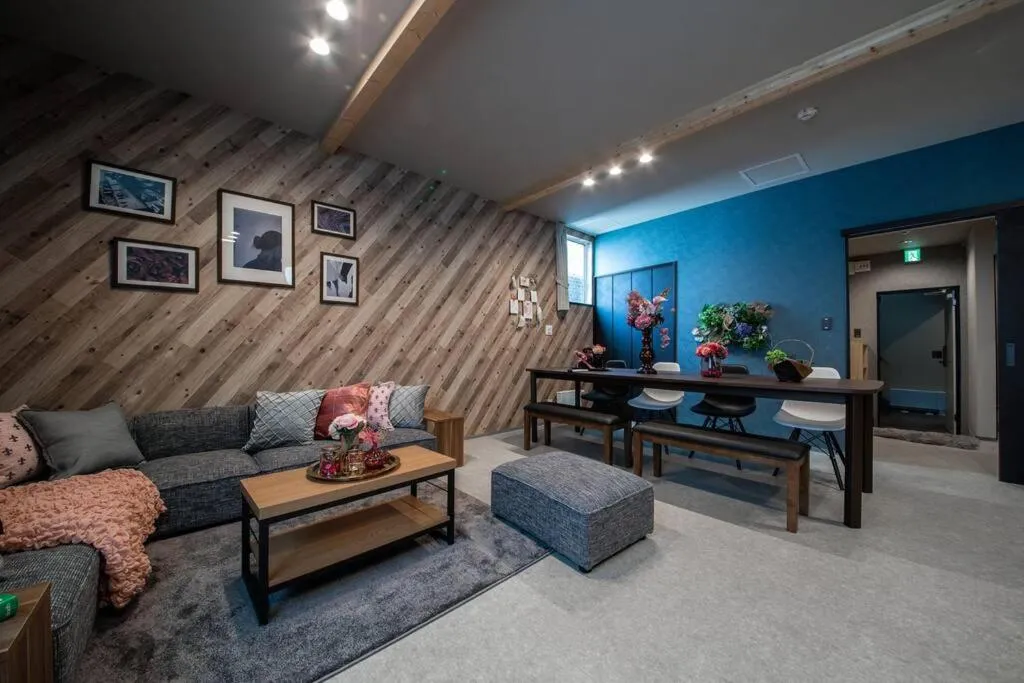 Living room in The PLAZA HOTEL S4W12