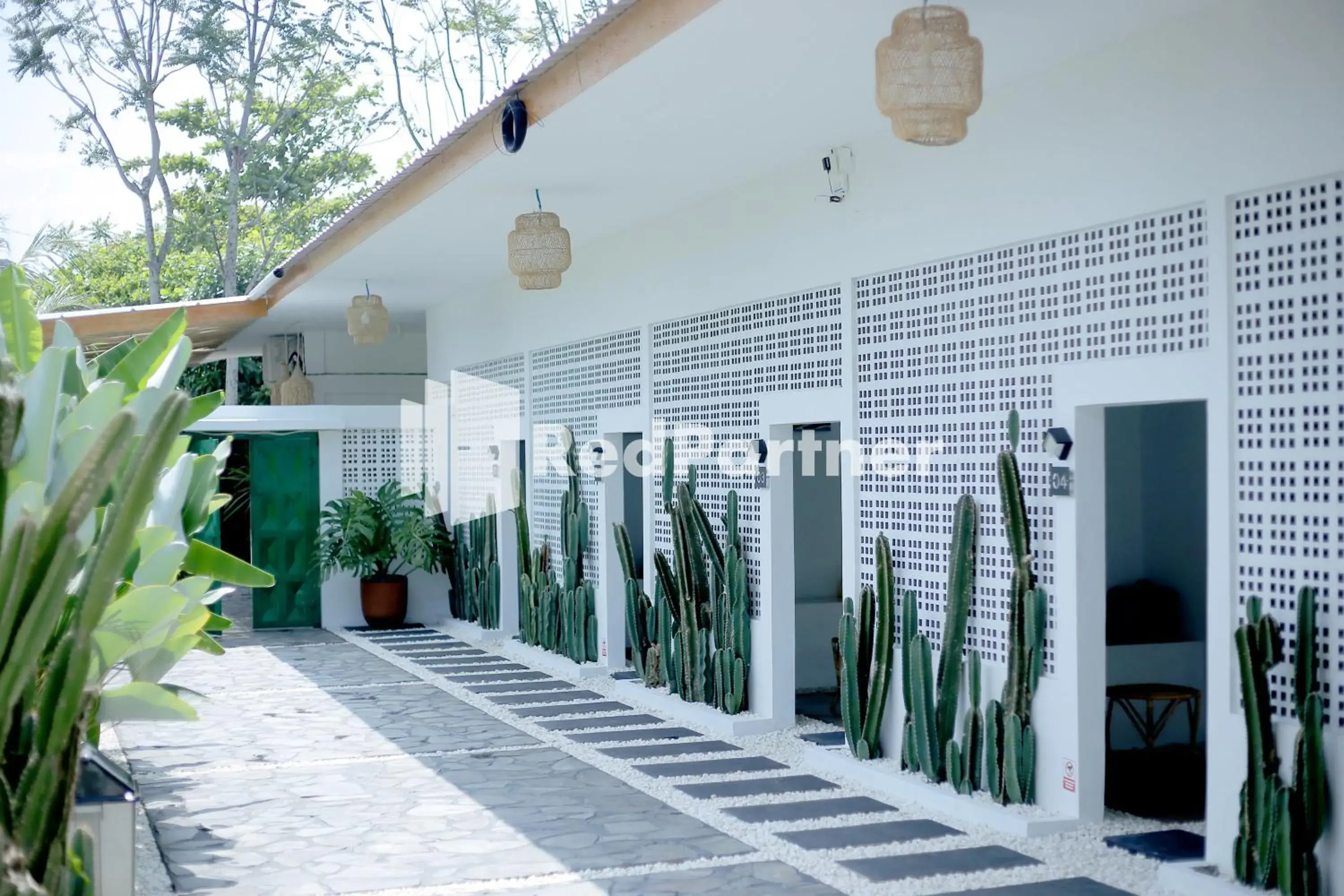 Property building in Pringgading Surf Camp Bengkulu Mitra RedDoorz Property building in Pringgading Surf Camp Bengkulu Mitra RedDoorz