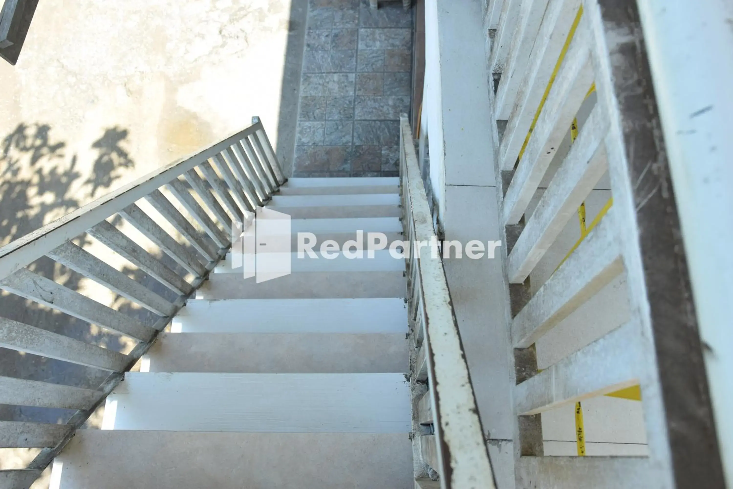 Property building in Pringgading Surf Camp Bengkulu Mitra RedDoorz Property building in Pringgading Surf Camp Bengkulu Mitra RedDoorz