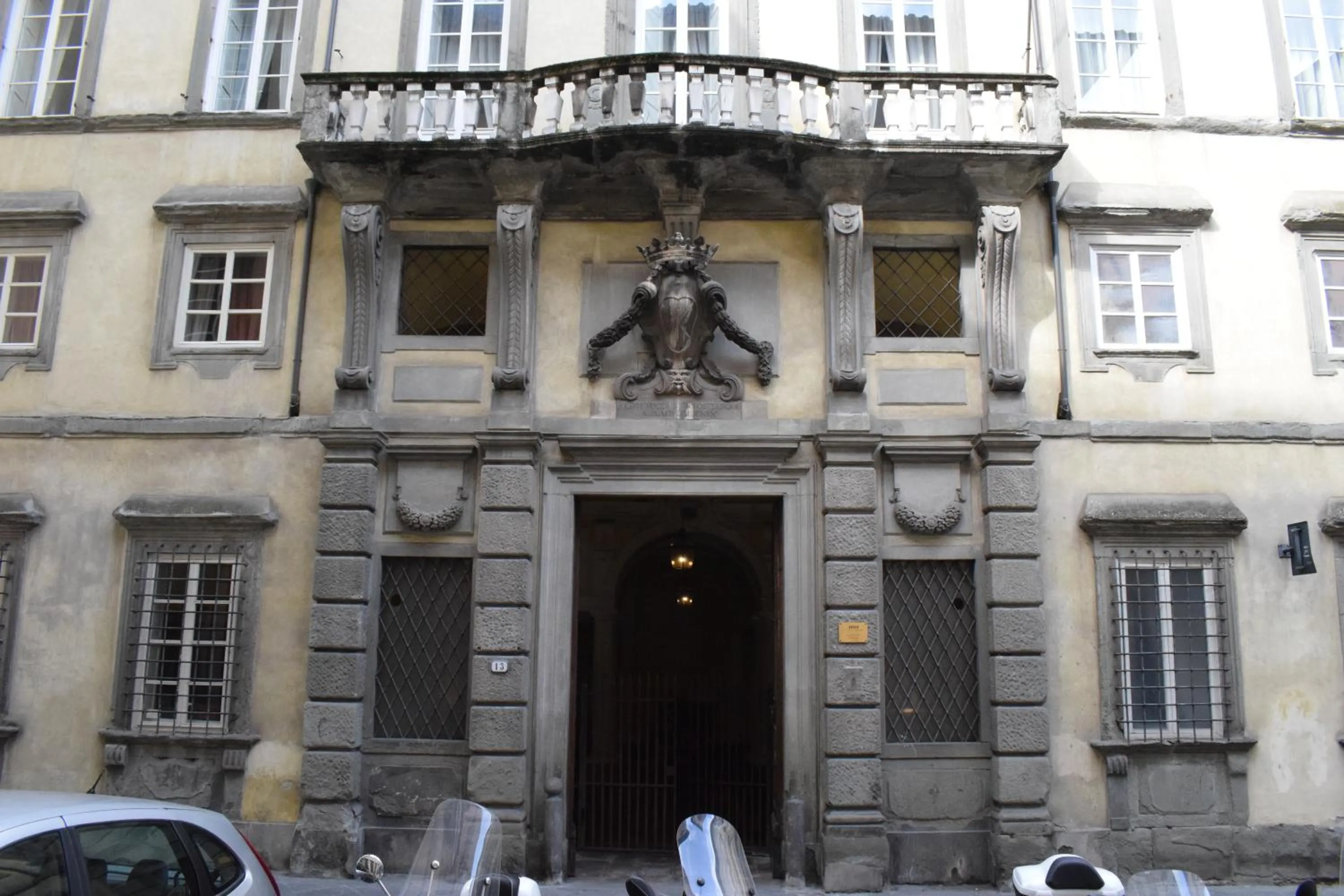 Property building in Palazzo Tucci Residenza d'epoca