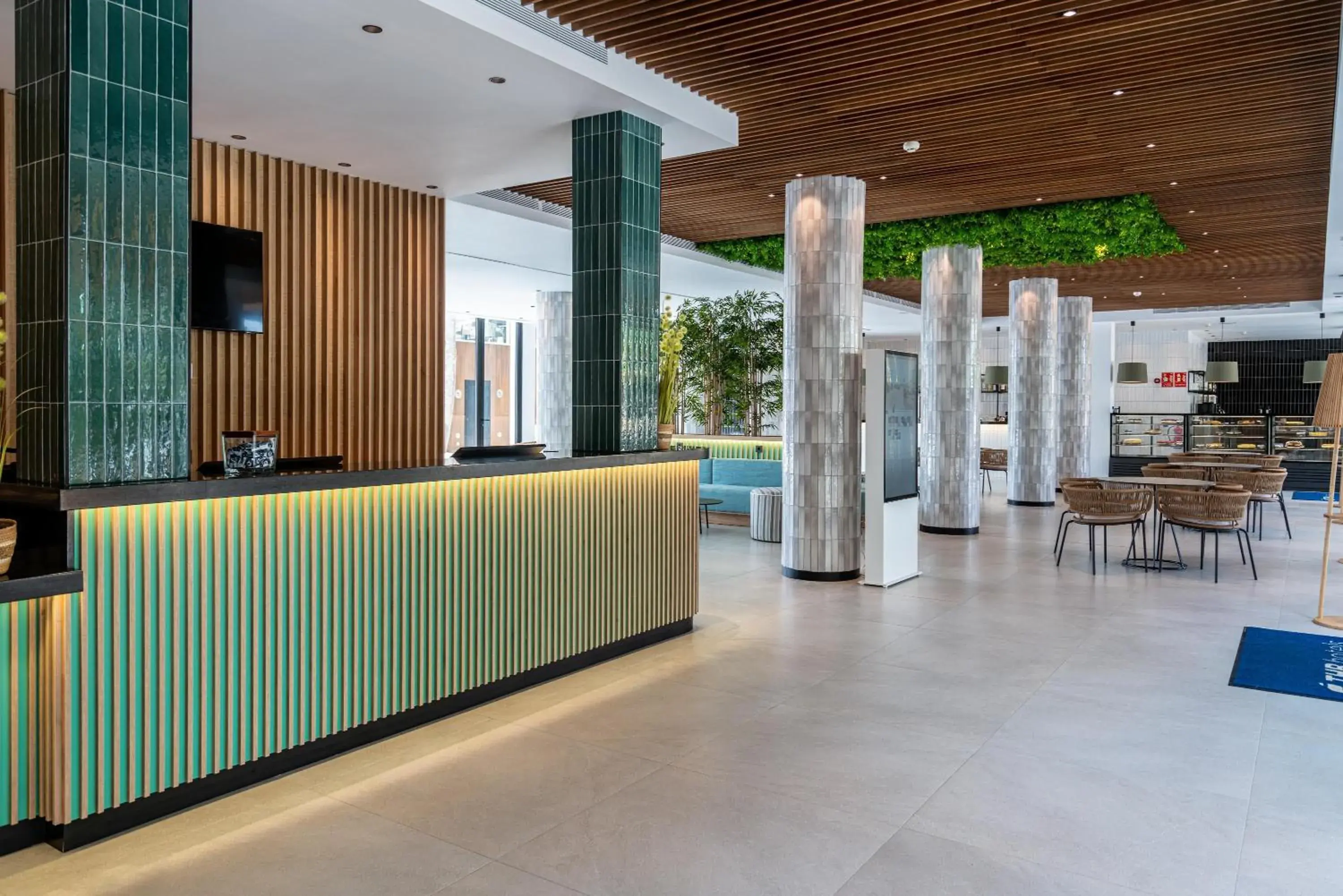 Lobby or reception in THB Bamboo Alcudia - Adults Only Lobby or reception in THB Bamboo Alcudia - Adults Only
