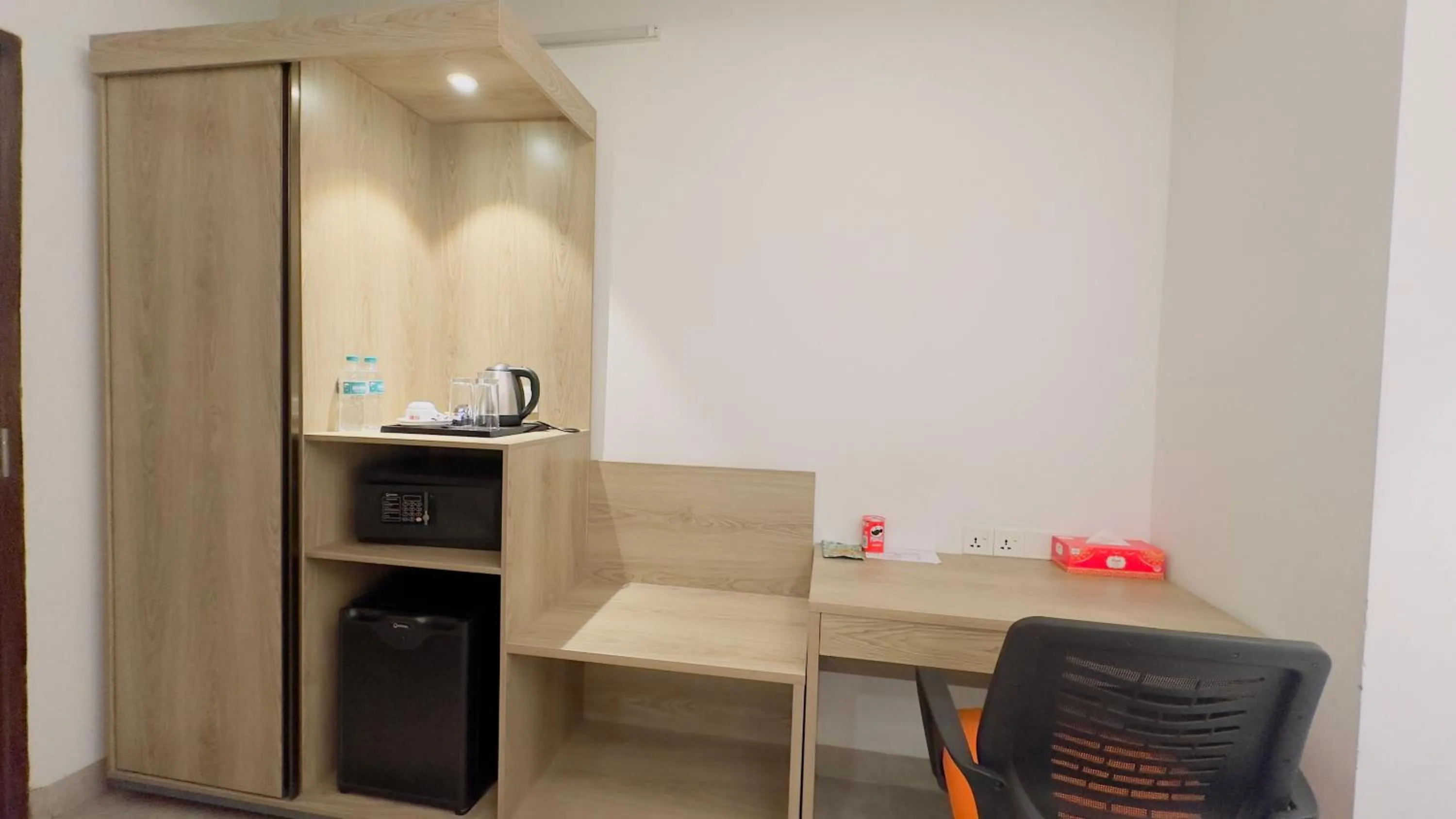 Priyo Nibash Stylish Residential Hotel