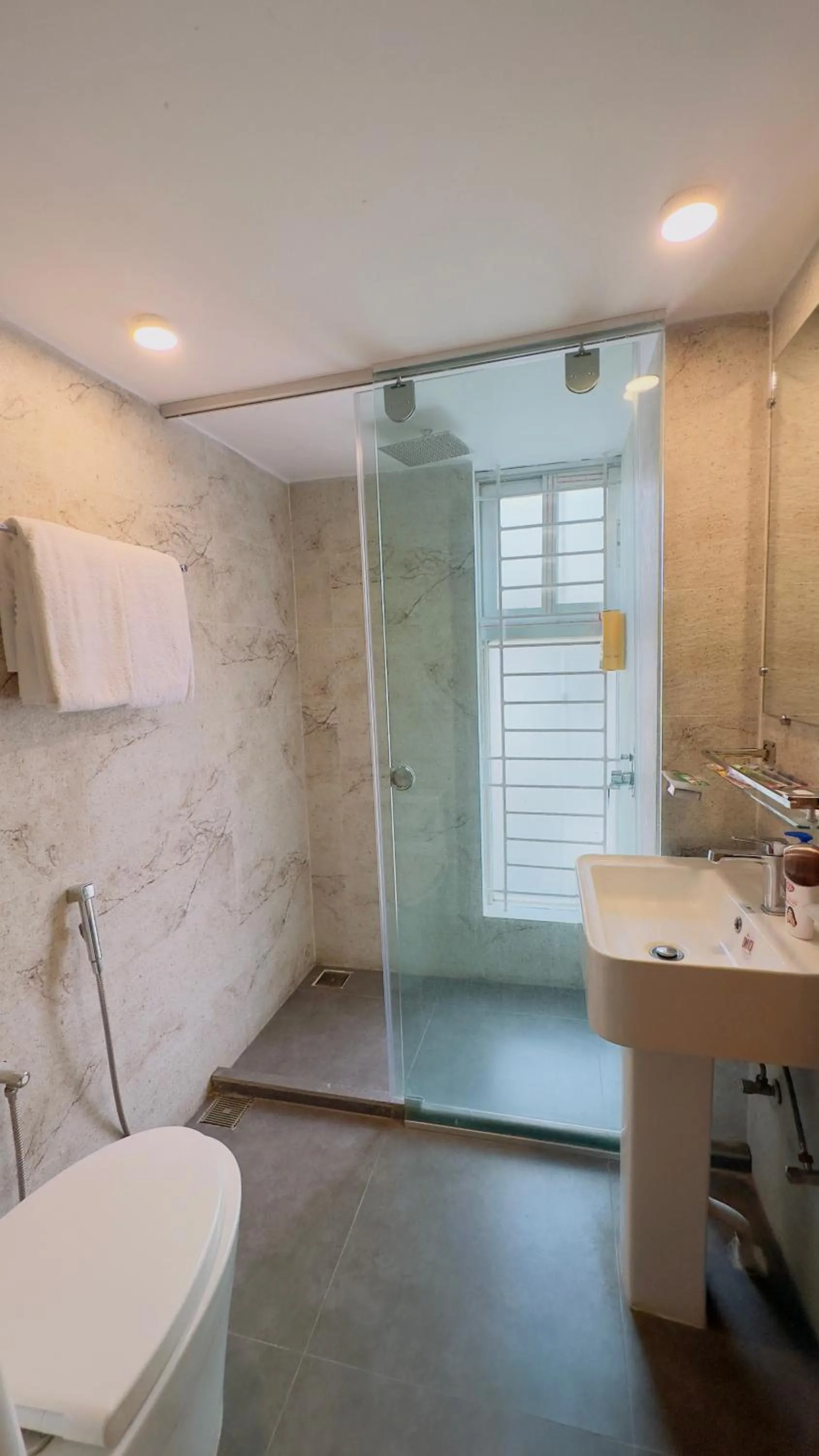 Priyo Nibash Stylish Residential Hotel