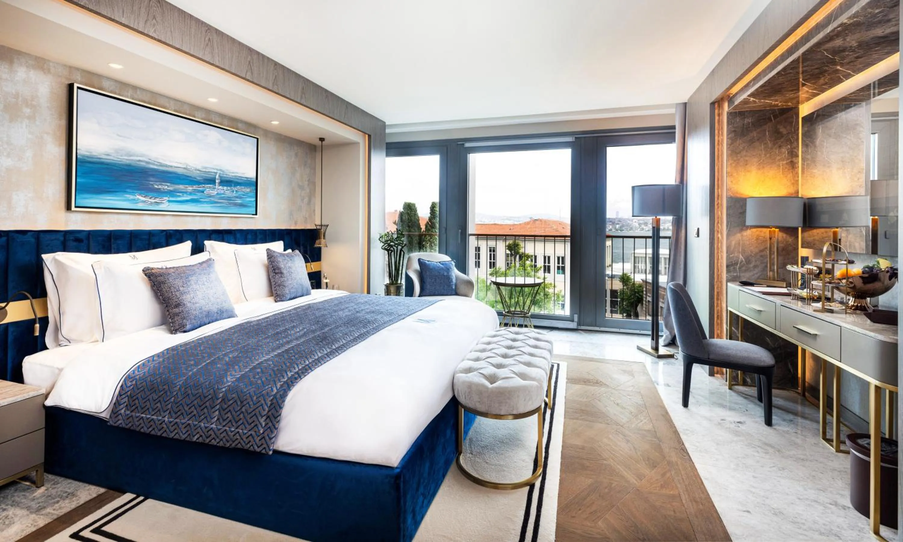 Bedroom, Bed in The Maestro Hotel