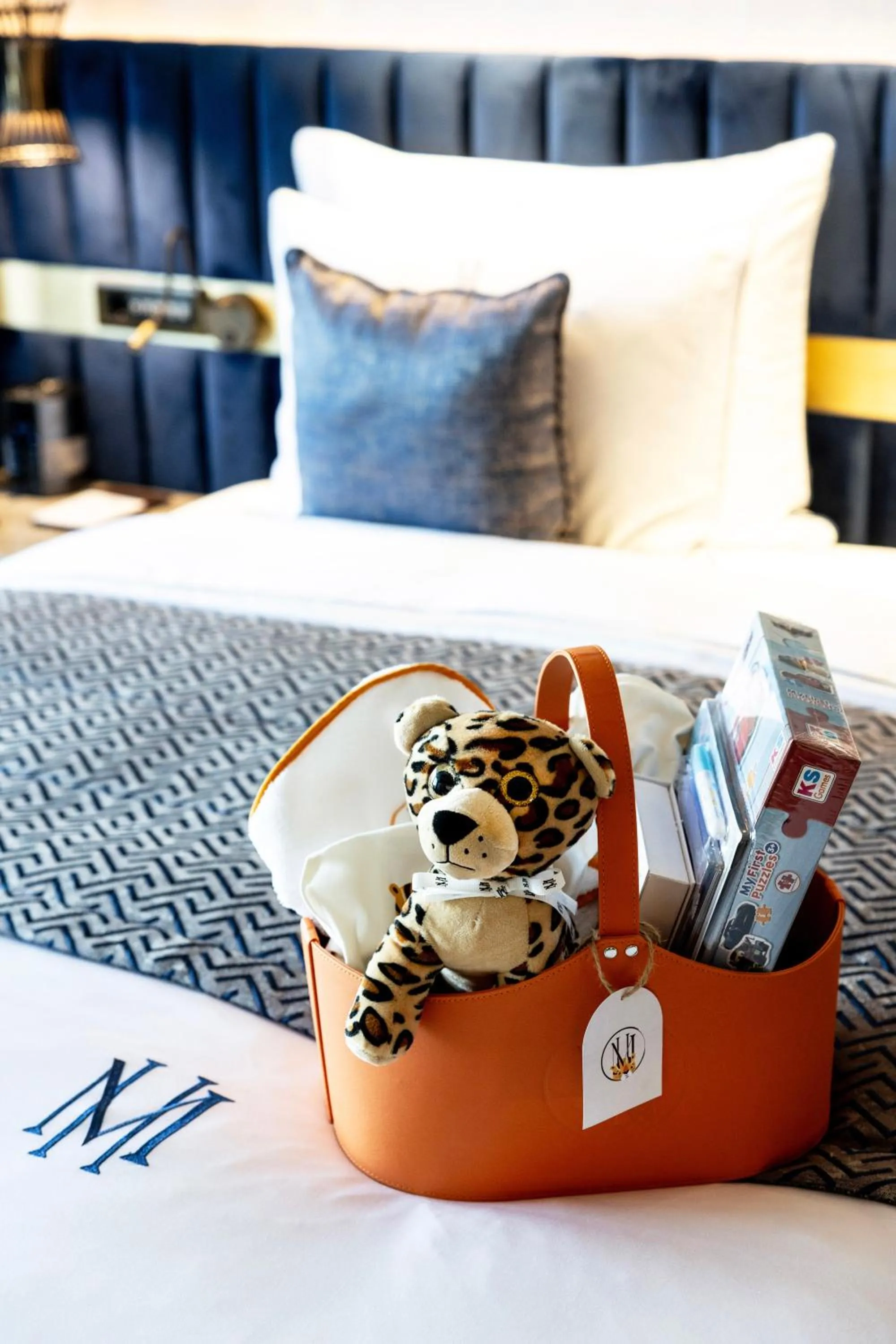 young children, Bed in The Maestro Hotel