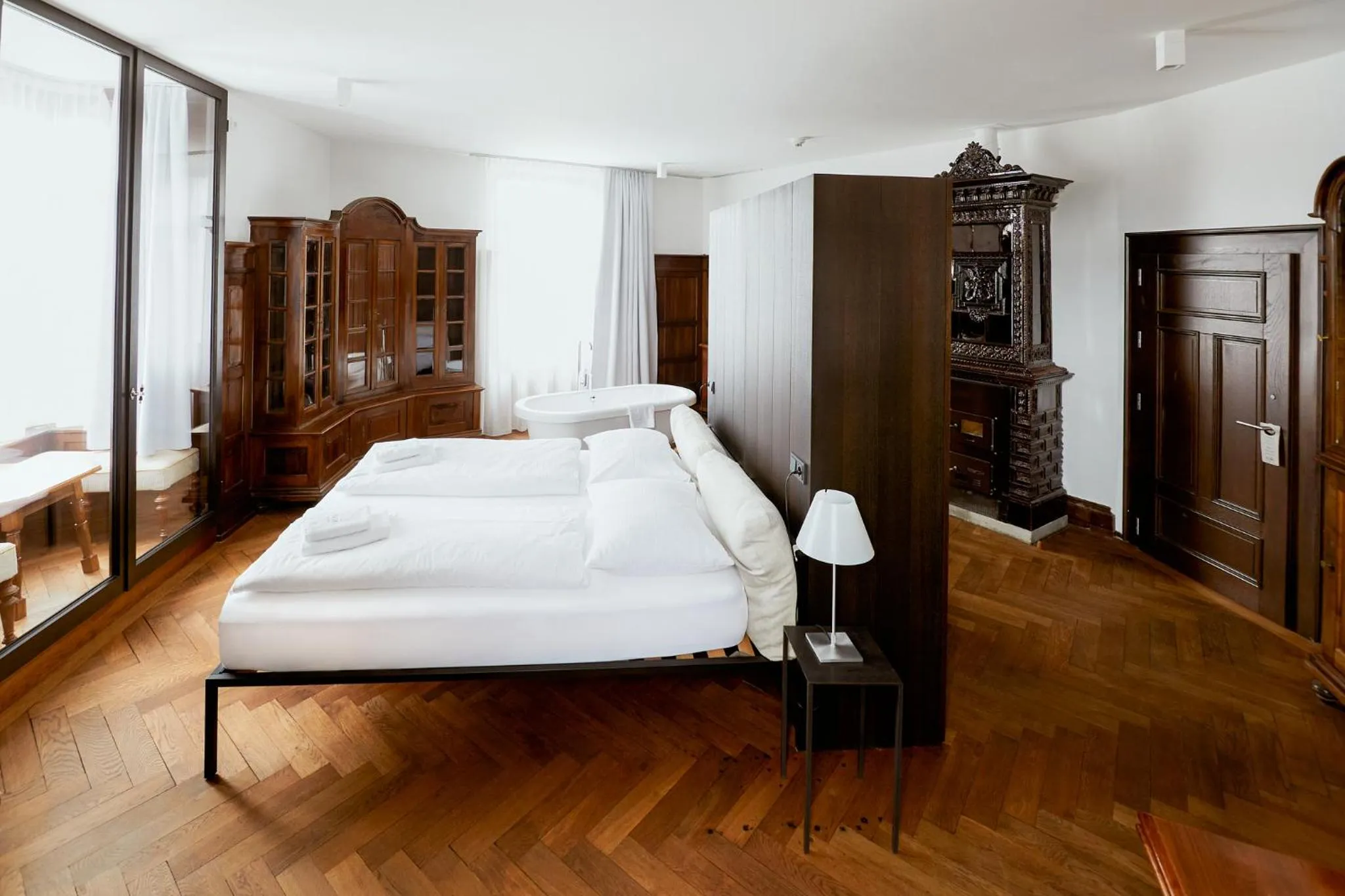 Photo of the whole room, Bed in Das Flint