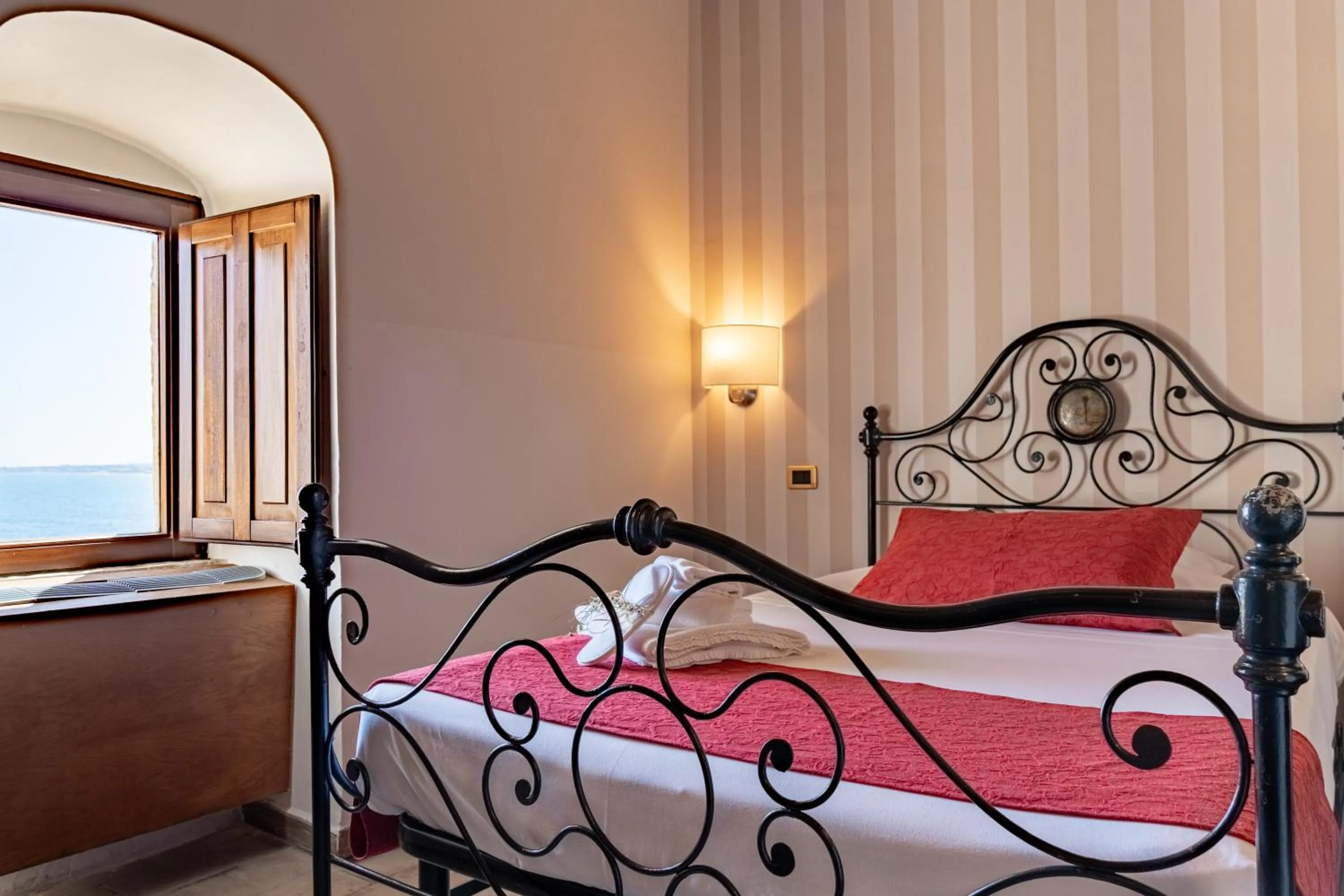 Photo of the whole room in S. Martin Hotel