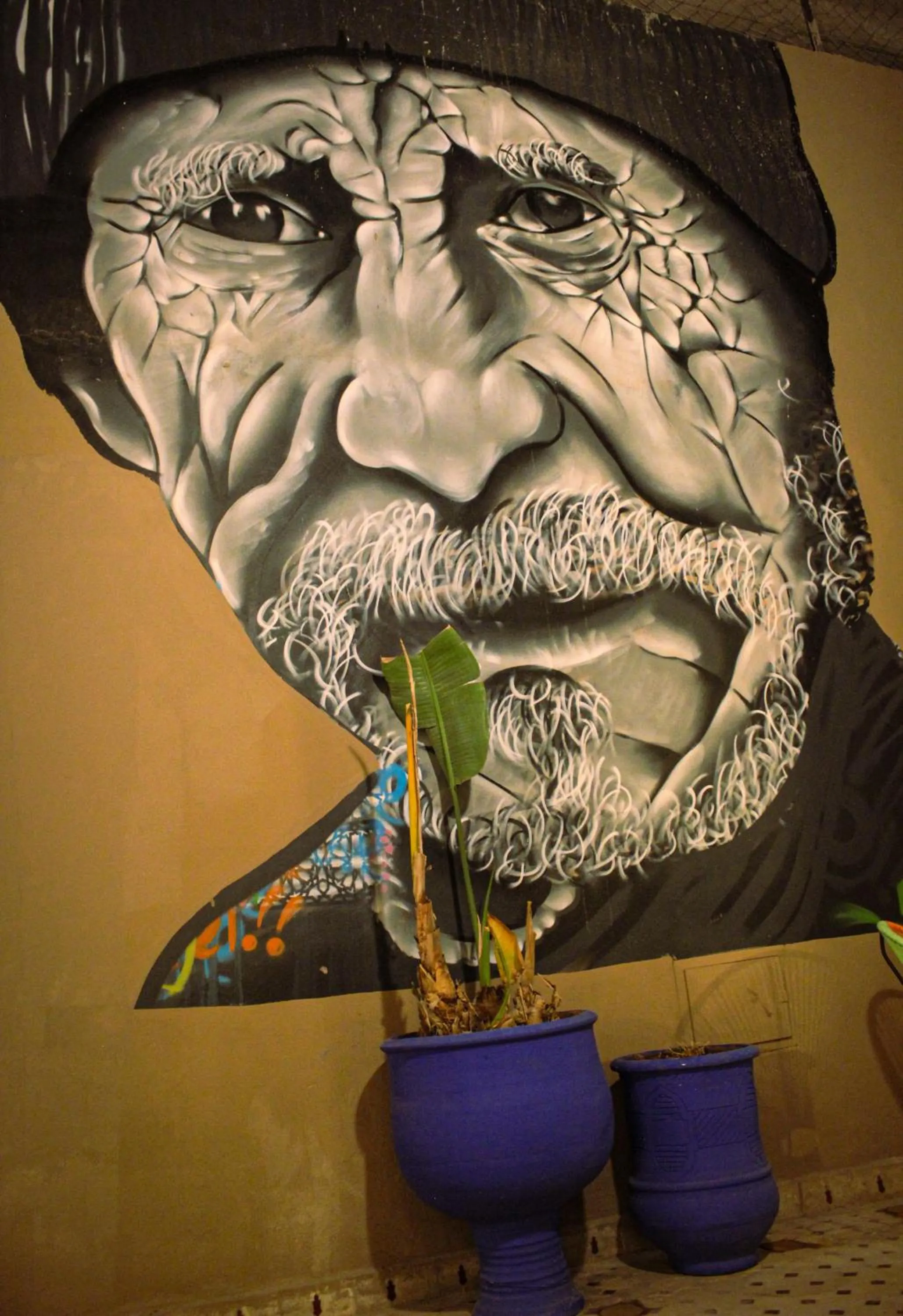 Decorative detail in Majorel Perle Hôtel Riad Restaurant Picine & Spa