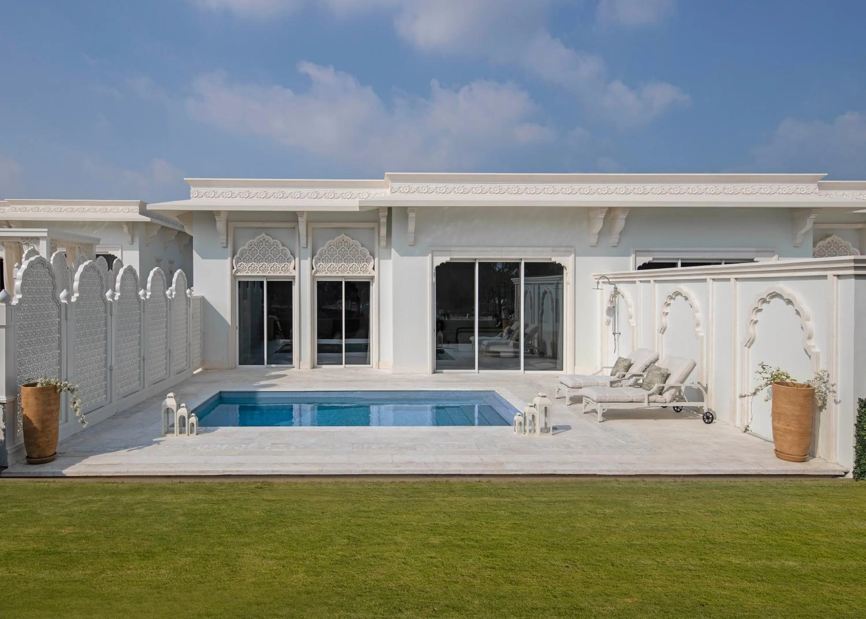 Swimming pool in The Chedi Katara Hotel & Resort